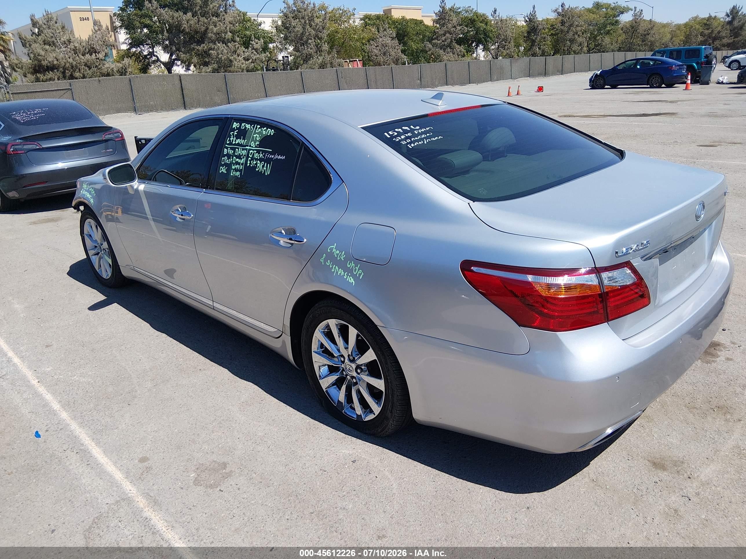 2010 Lexus Ls 460   Silver vin: JTHBL5EF4A5099936