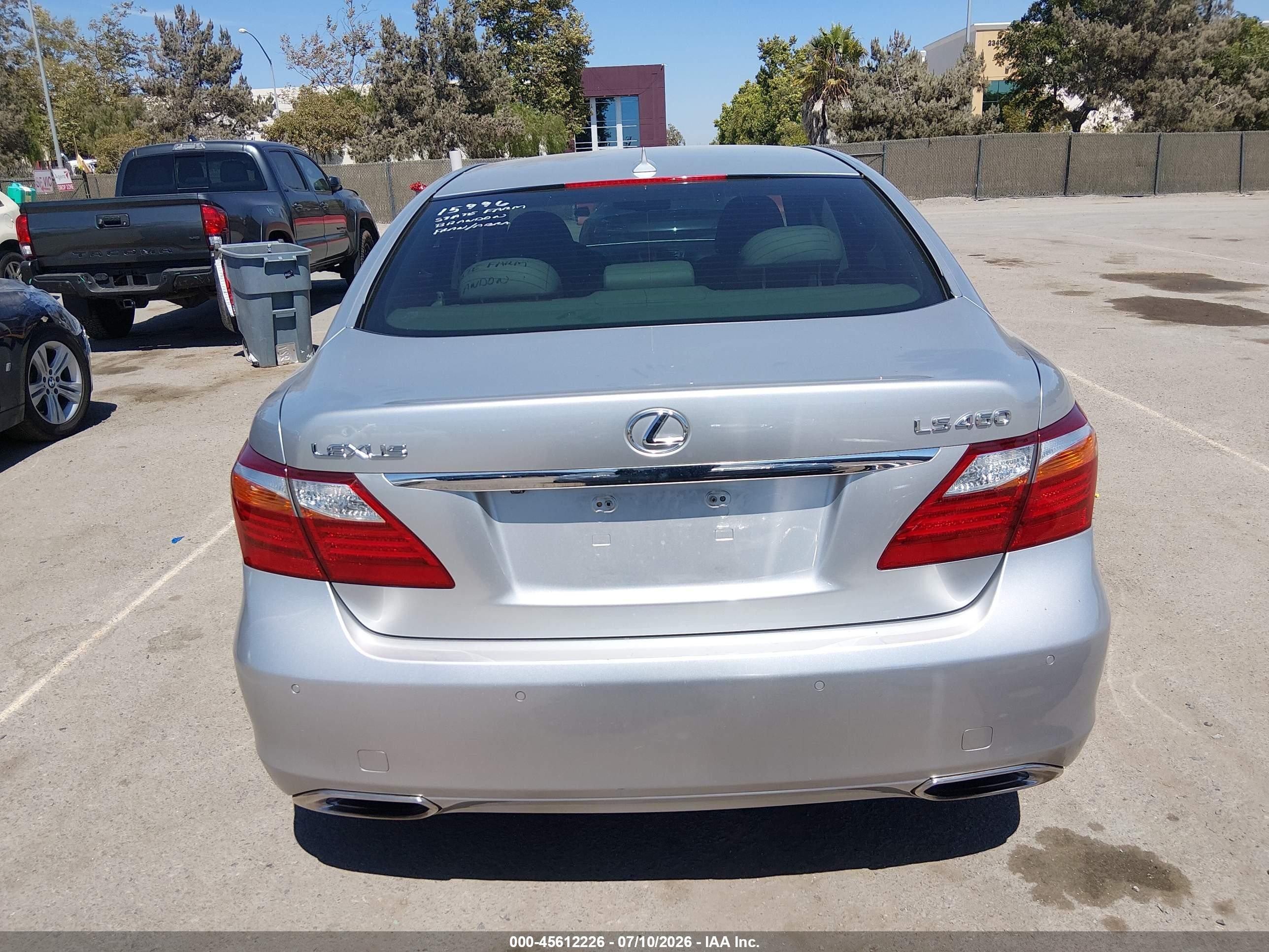 2010 Lexus Ls 460   Silver vin: JTHBL5EF4A5099936