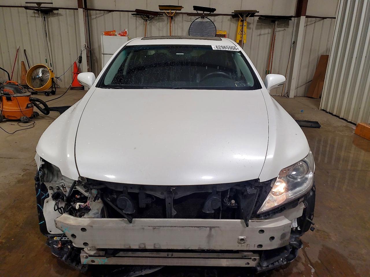 2012 Lexus Ls 460 White vin: JTHBL5EF4C5112302