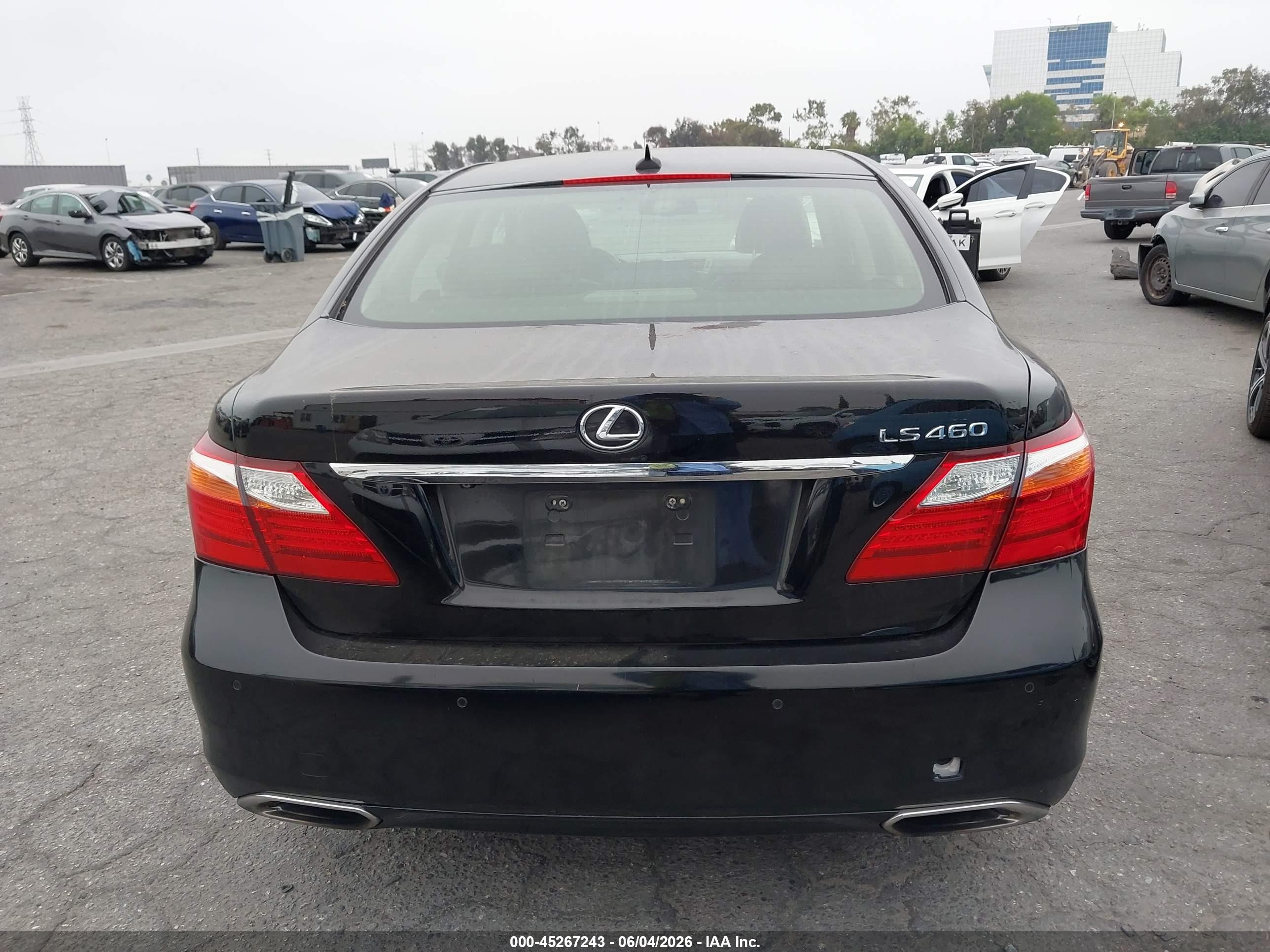 2012 Lexus Ls 460   Black vin: JTHBL5EF4C5112817