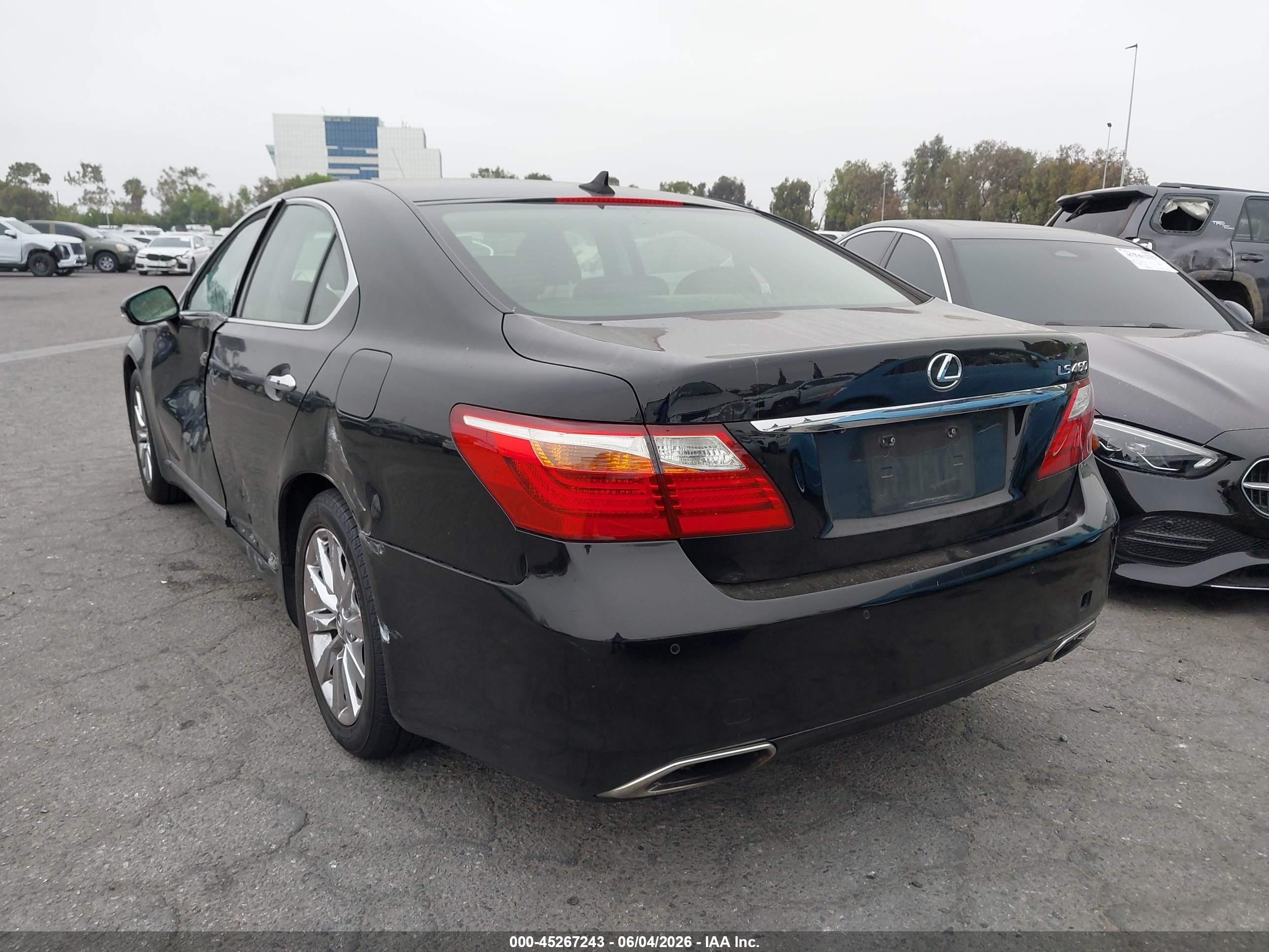 2012 Lexus Ls 460   Black vin: JTHBL5EF4C5112817