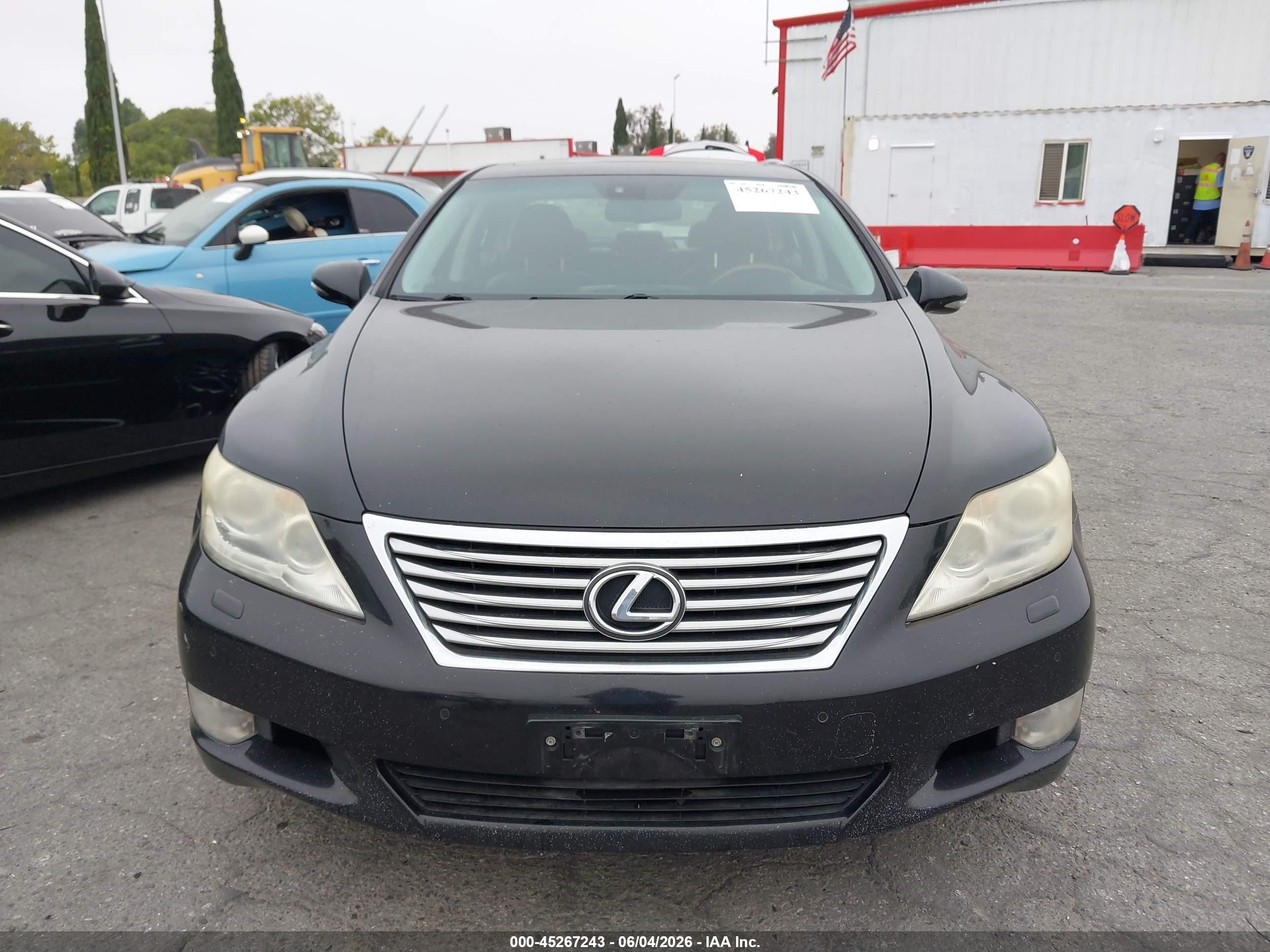 2012 Lexus Ls 460   Black vin: JTHBL5EF4C5112817