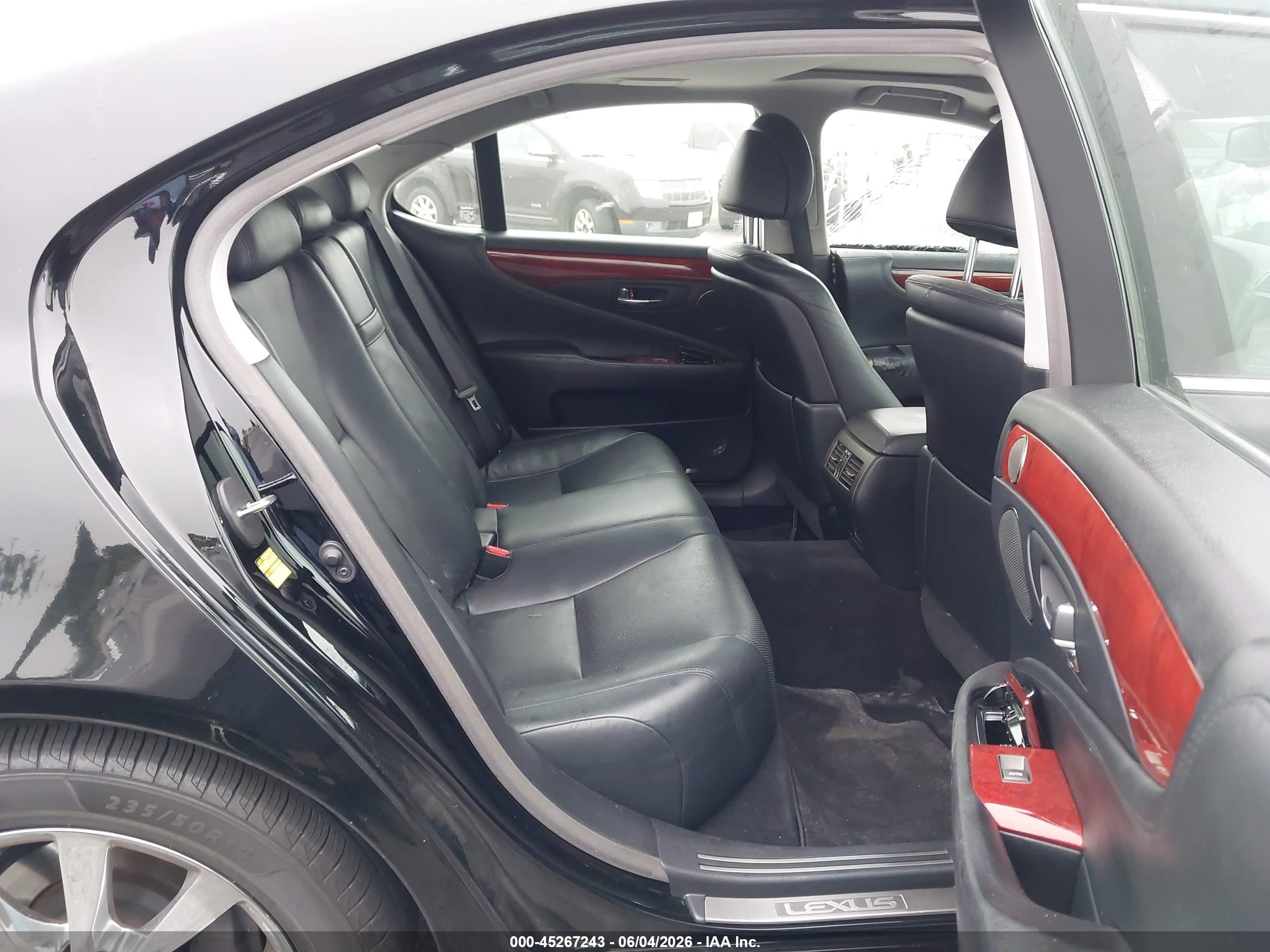 2012 Lexus Ls 460   Black vin: JTHBL5EF4C5112817