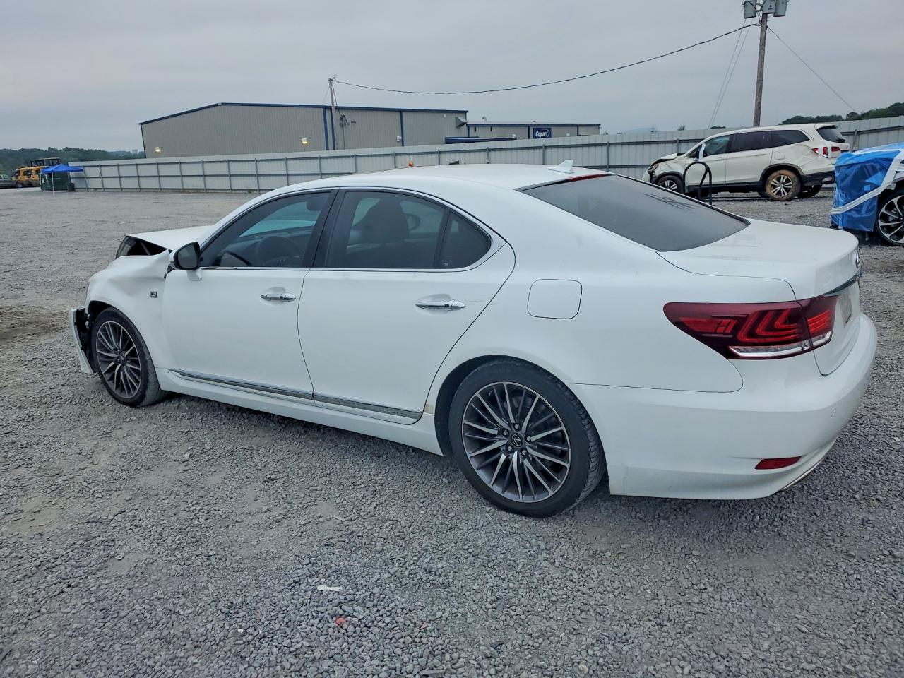 2013 Lexus Ls 460 Белый vin: JTHBL5EF4D5121762