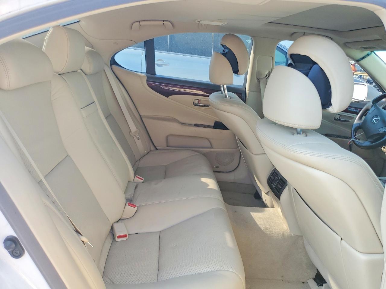 2010 Lexus Ls 460 White vin: JTHBL5EF5A5098214