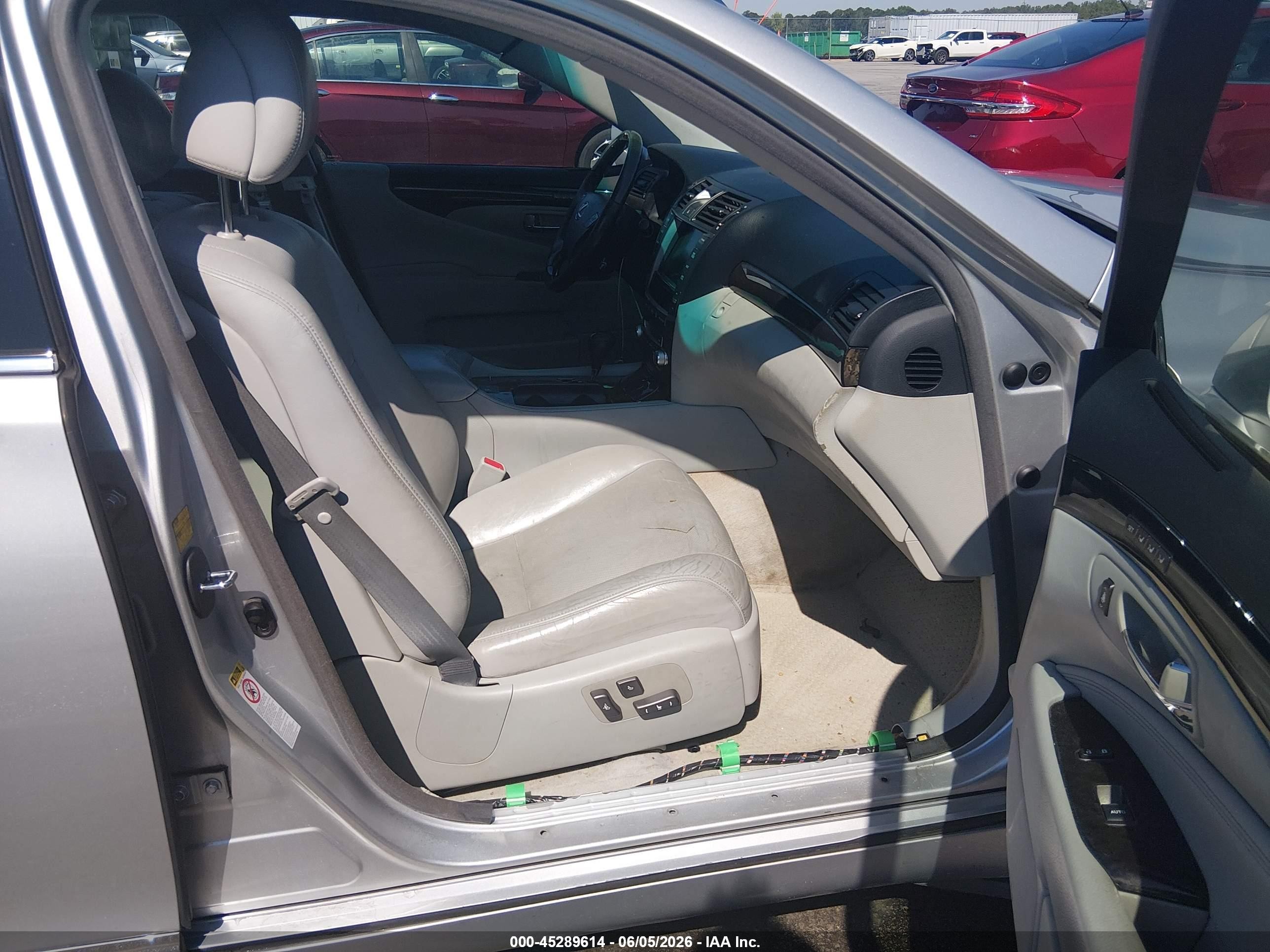 2012 Lexus Ls 460 Silver vin: JTHBL5EF5C5112924
