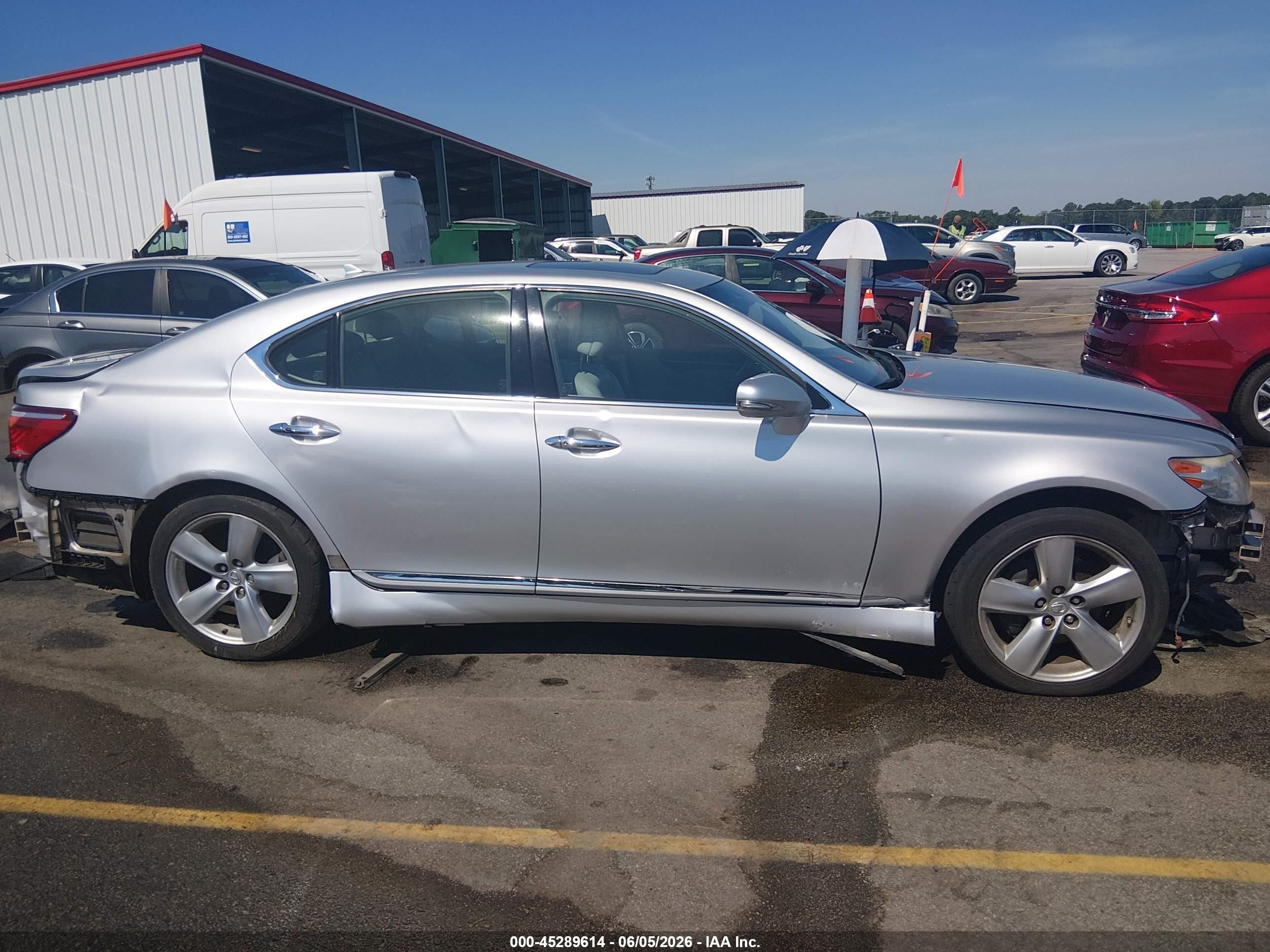 2012 Lexus Ls 460 Silver vin: JTHBL5EF5C5112924