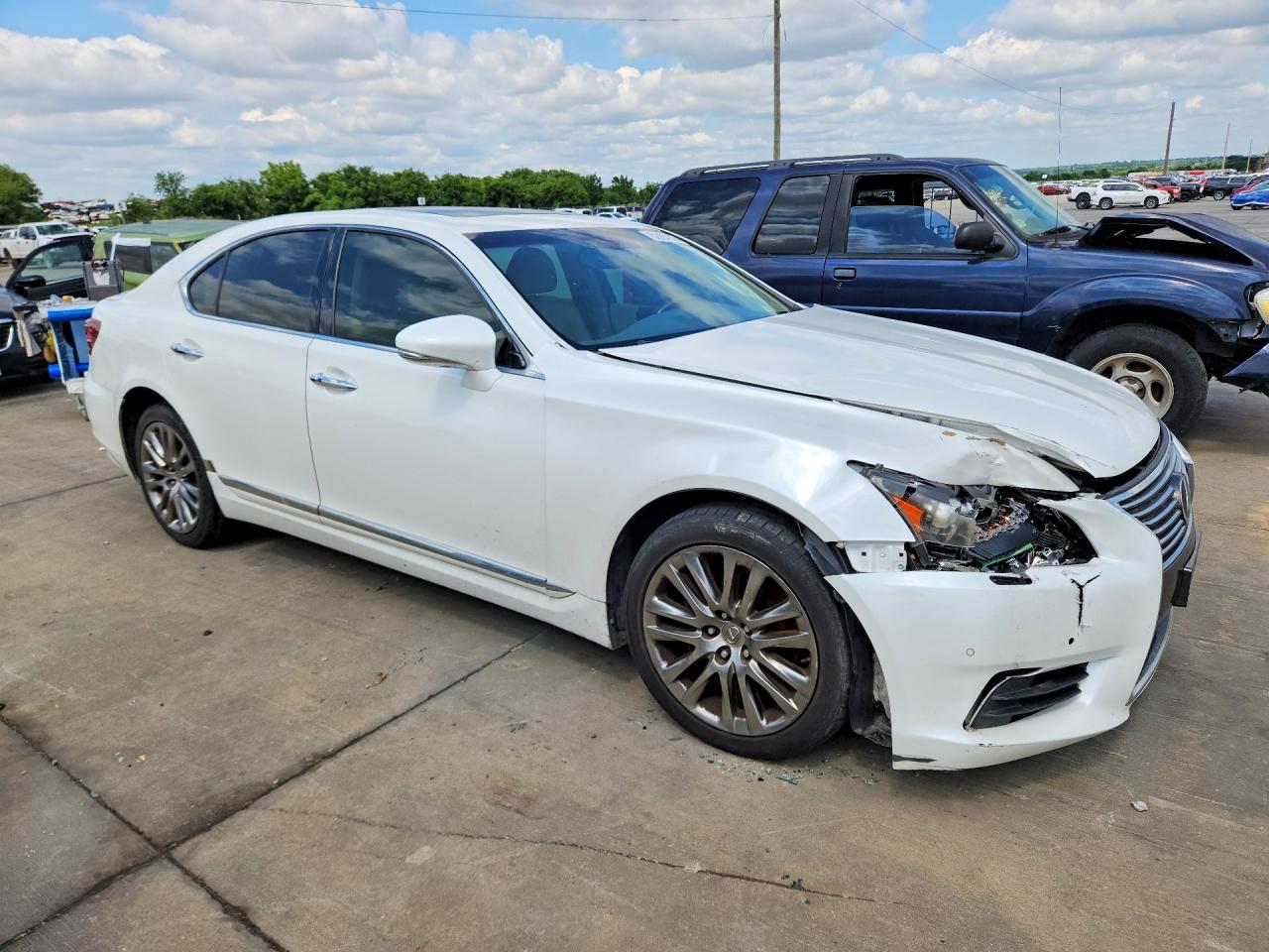 2013 Lexus Ls 460 White vin: JTHBL5EF5D5113931