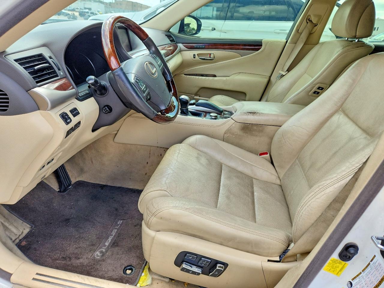 2013 Lexus Ls 460 White vin: JTHBL5EF5D5113931