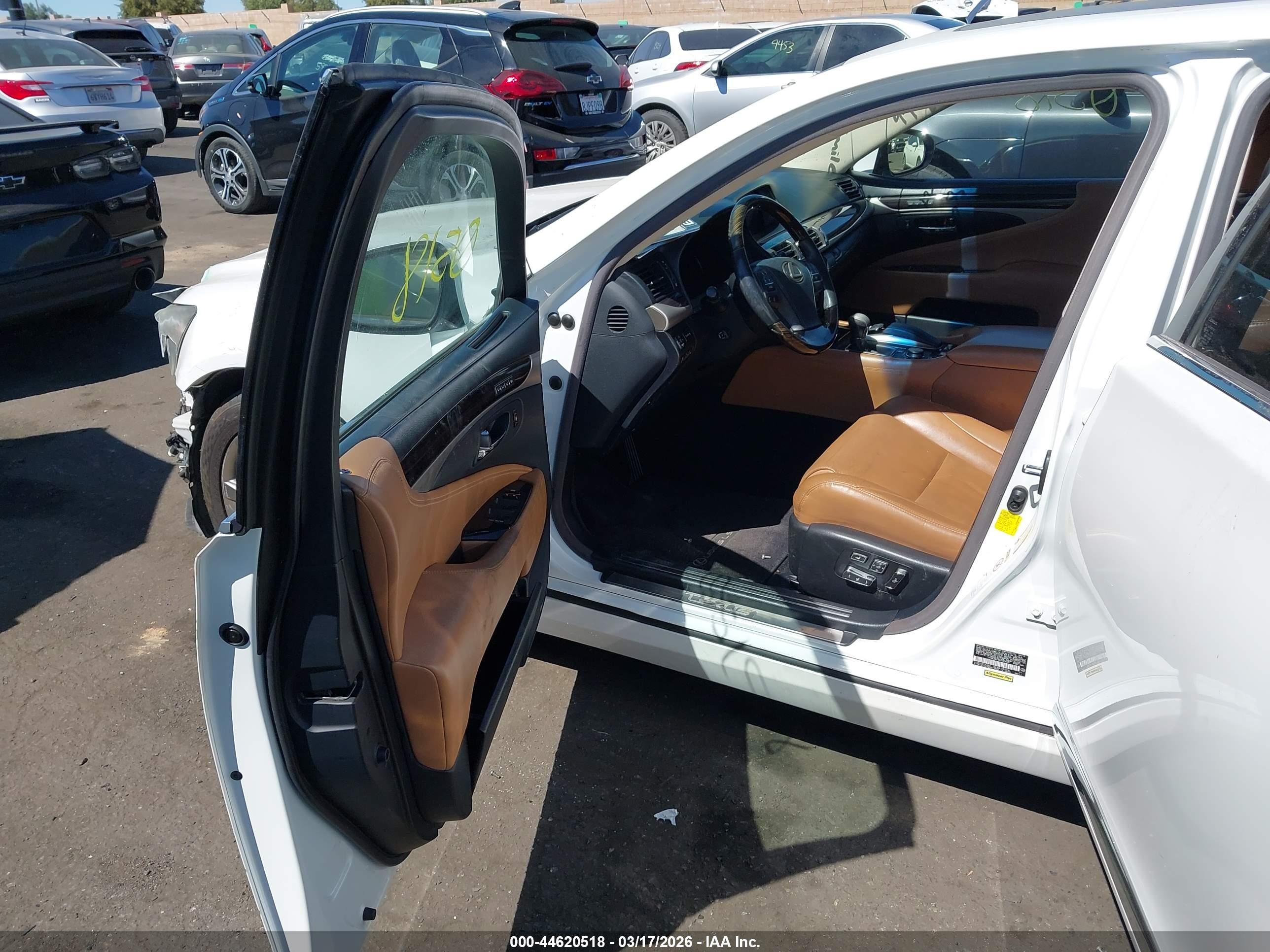2013 Lexus Ls 460 White vin: JTHBL5EF5D5123505