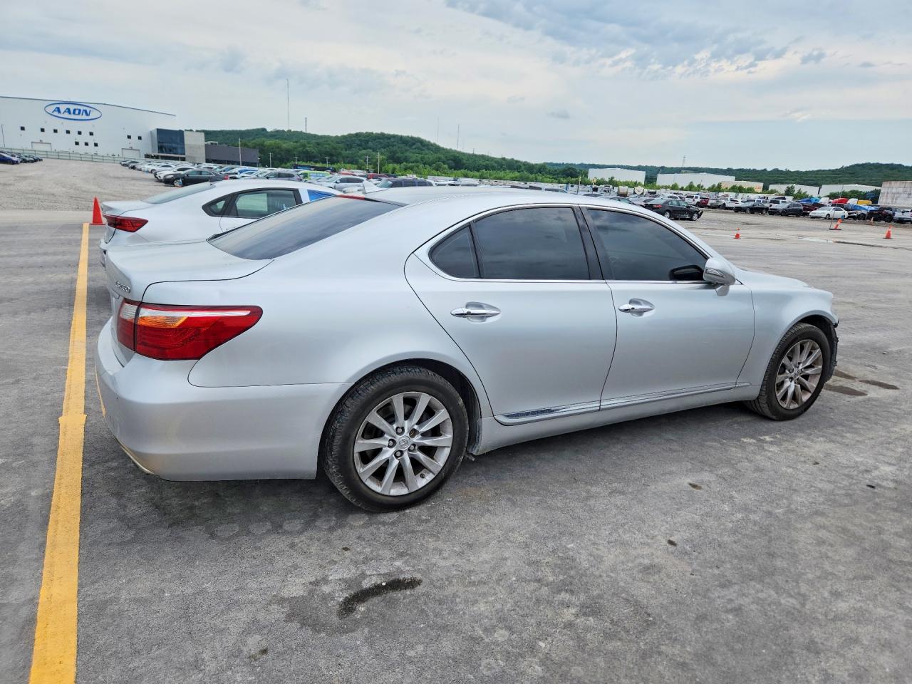 2010 Lexus Ls 460 Silver vin: JTHBL5EF6A5101346