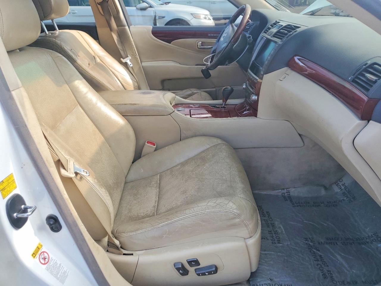 2012 Lexus Ls 460 Белый vin: JTHBL5EF6C5111801