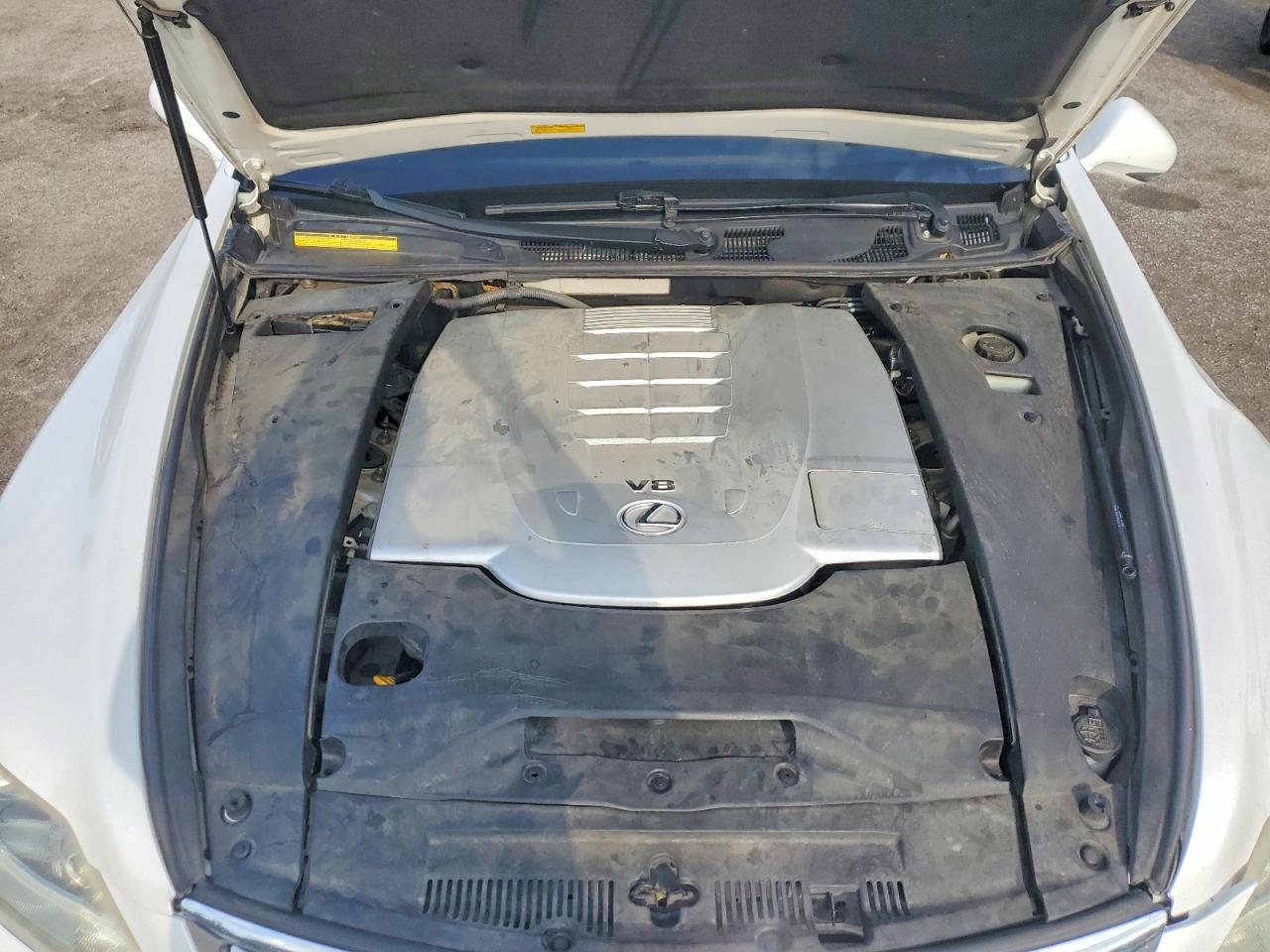 2012 Lexus Ls 460 Белый vin: JTHBL5EF6C5111801