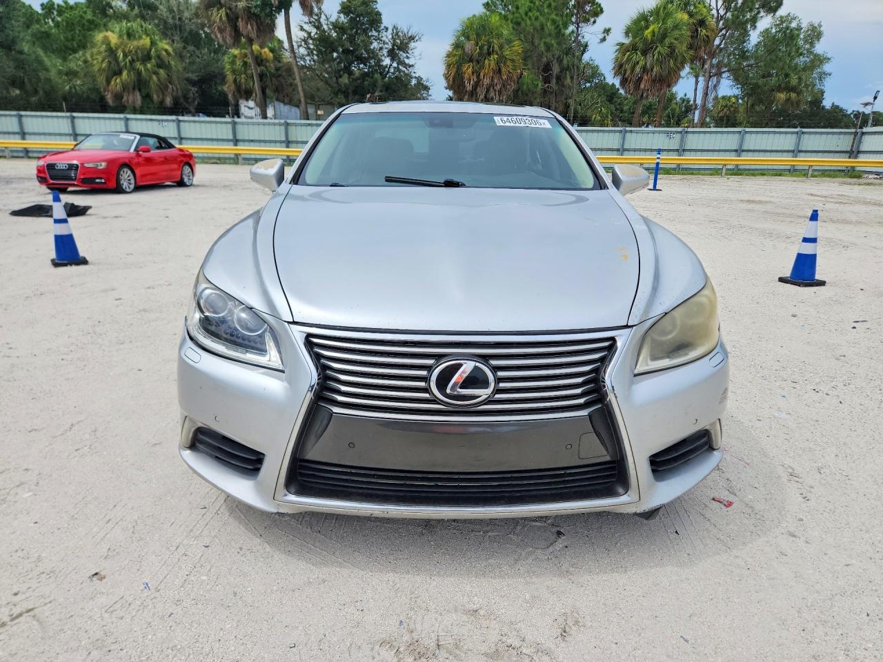 2013 Lexus Ls 460 Silver vin: JTHBL5EF6D5116983