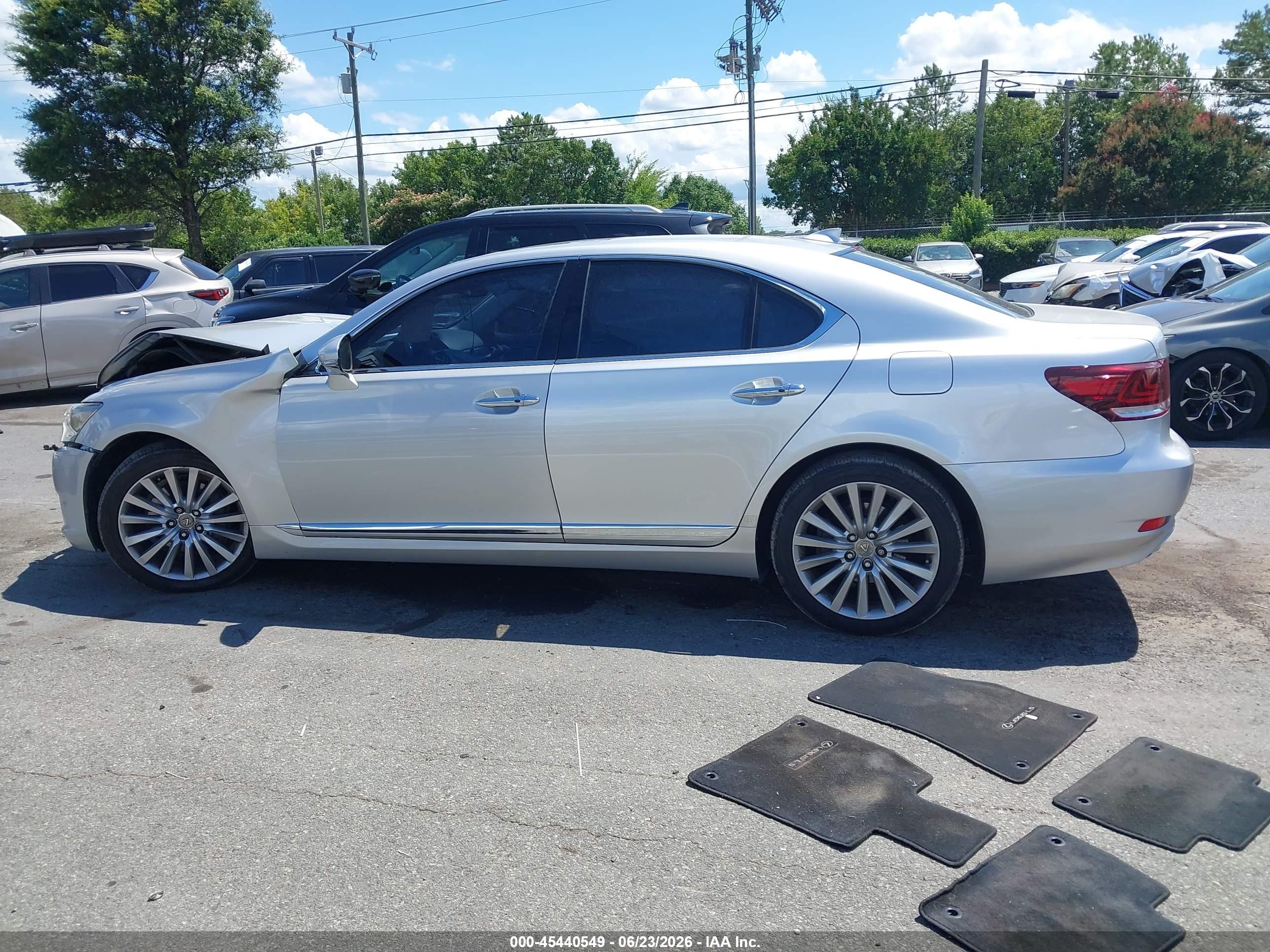 2014 Lexus Ls 460   Silver vin: JTHBL5EF6E5129198