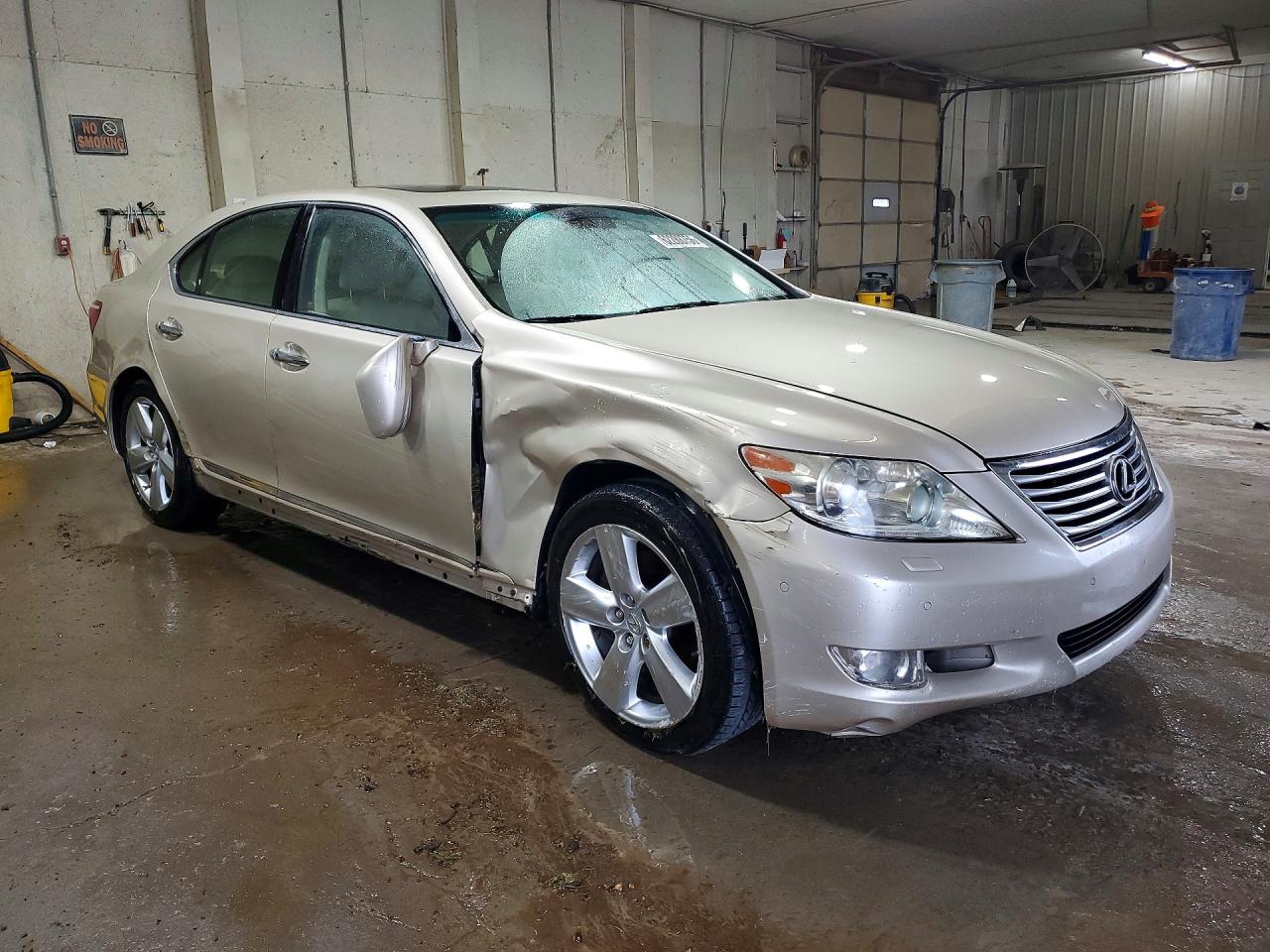 2010 Lexus Ls 460 Бежевый vin: JTHBL5EF7A5100576