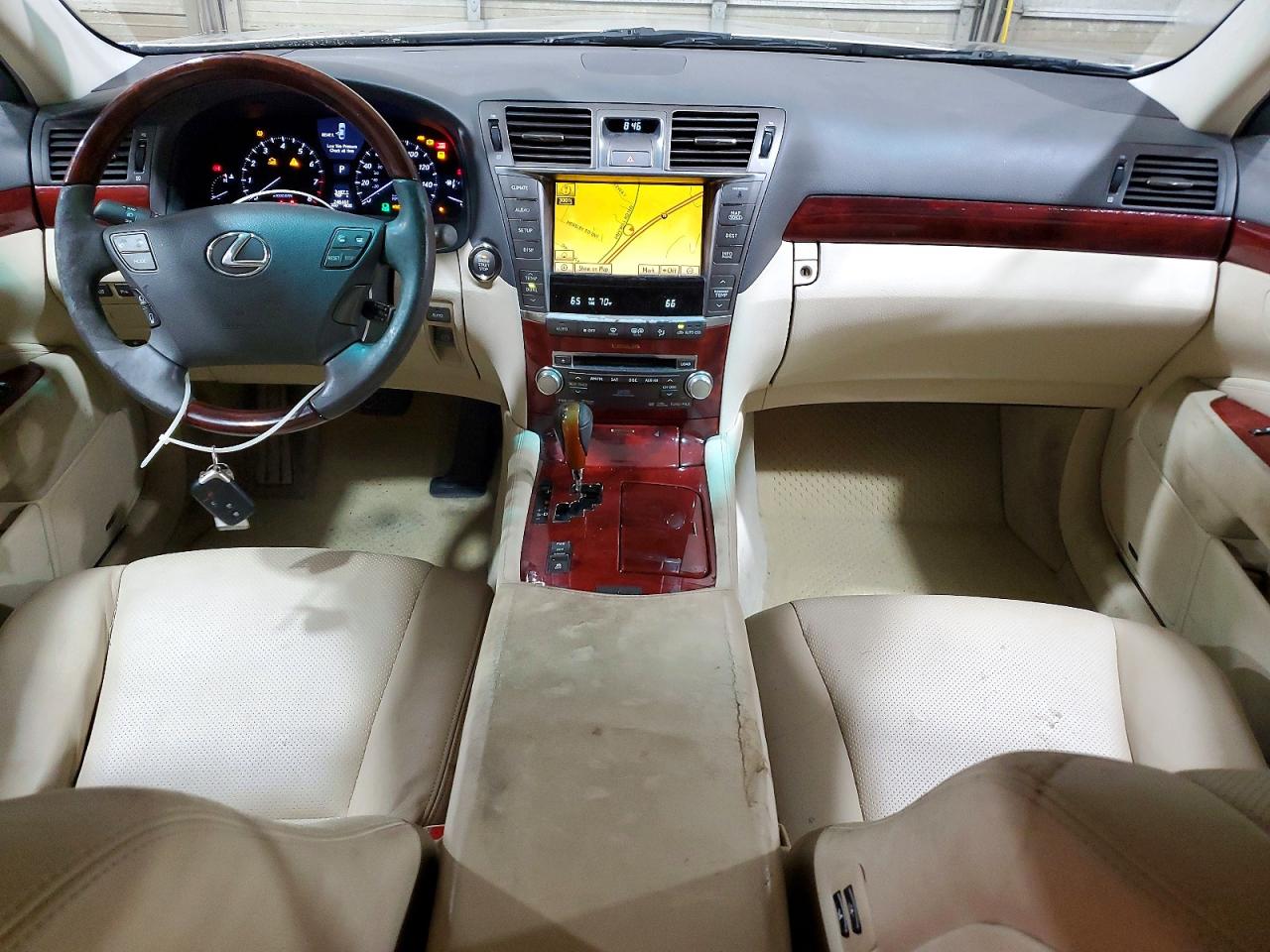 2010 Lexus Ls 460 Бежевый vin: JTHBL5EF7A5100576