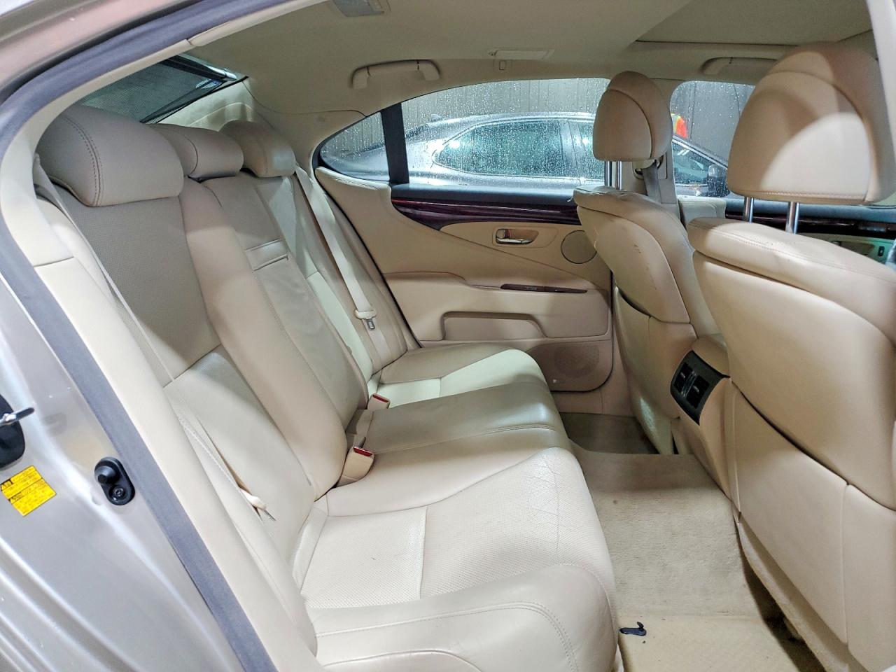2010 Lexus Ls 460 Бежевый vin: JTHBL5EF7A5100576