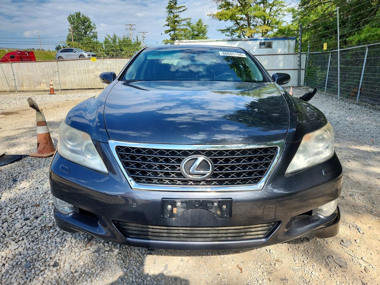 2011 Lexus Ls 460 Charcoal vin: JTHBL5EF7B5102247