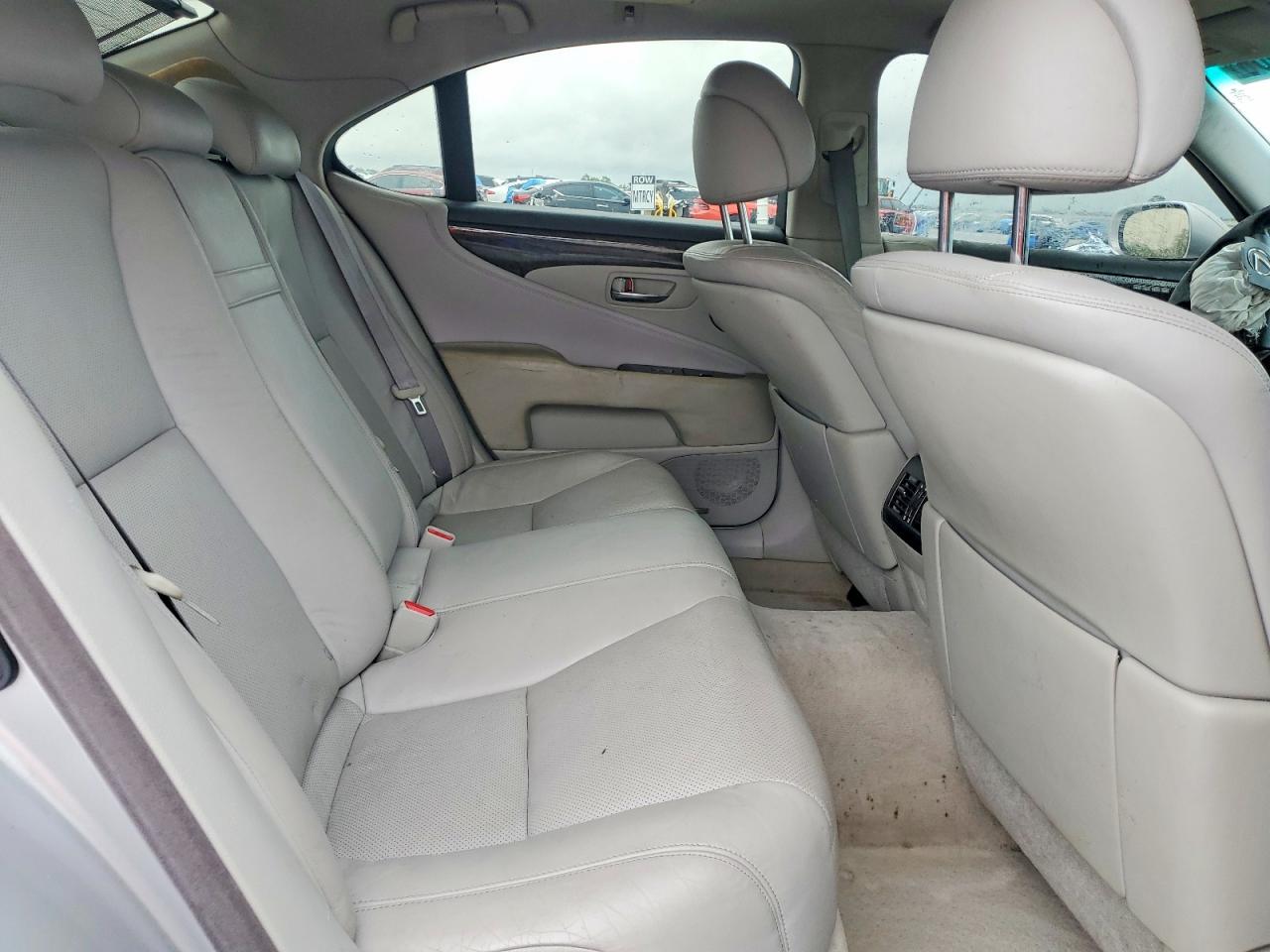 2011 Lexus Ls 460 Cream vin: JTHBL5EF7B5103088