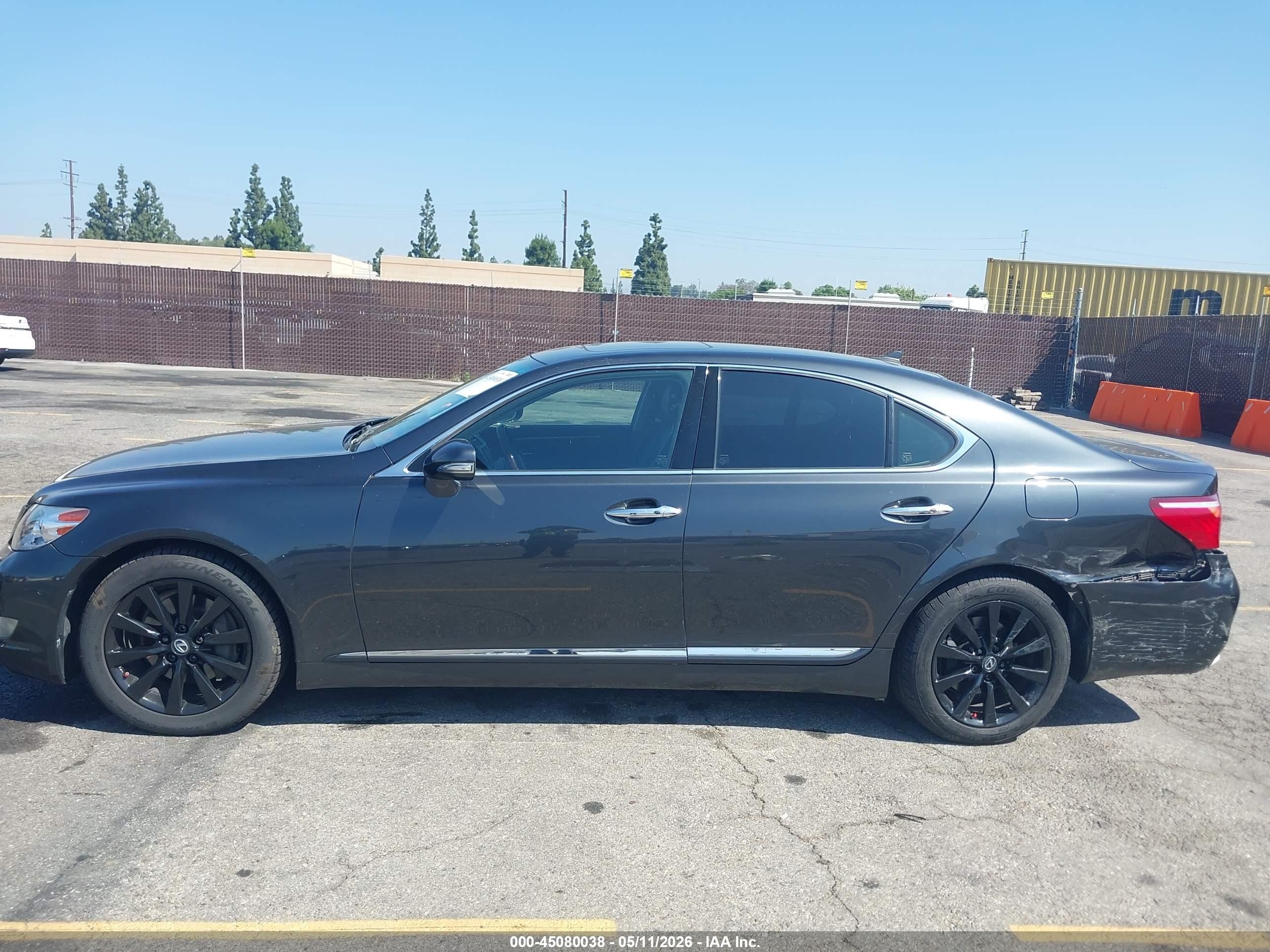2011 Lexus Ls 460   Gray vin: JTHBL5EF7B5105827
