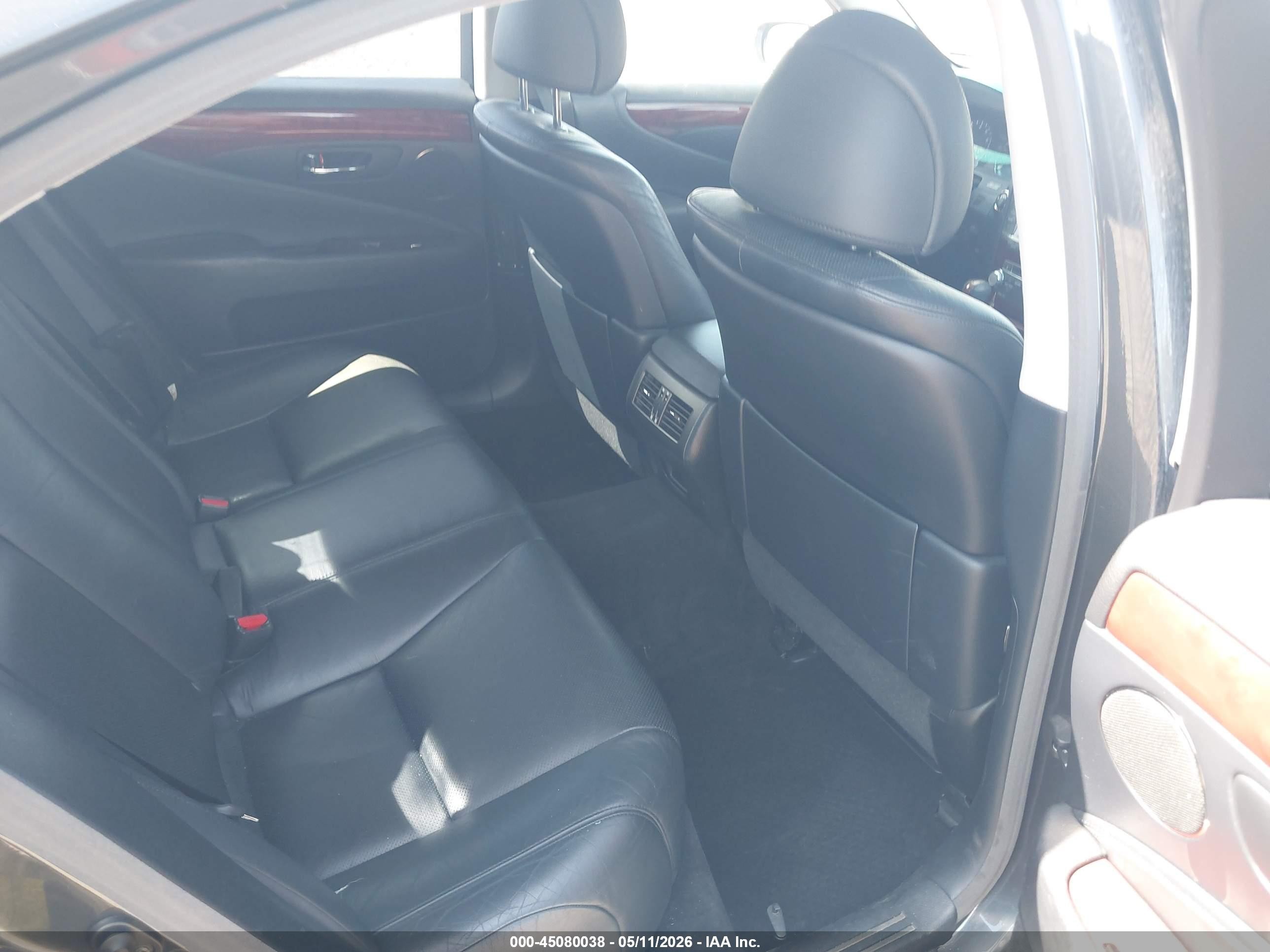 2011 Lexus Ls 460   Gray vin: JTHBL5EF7B5105827