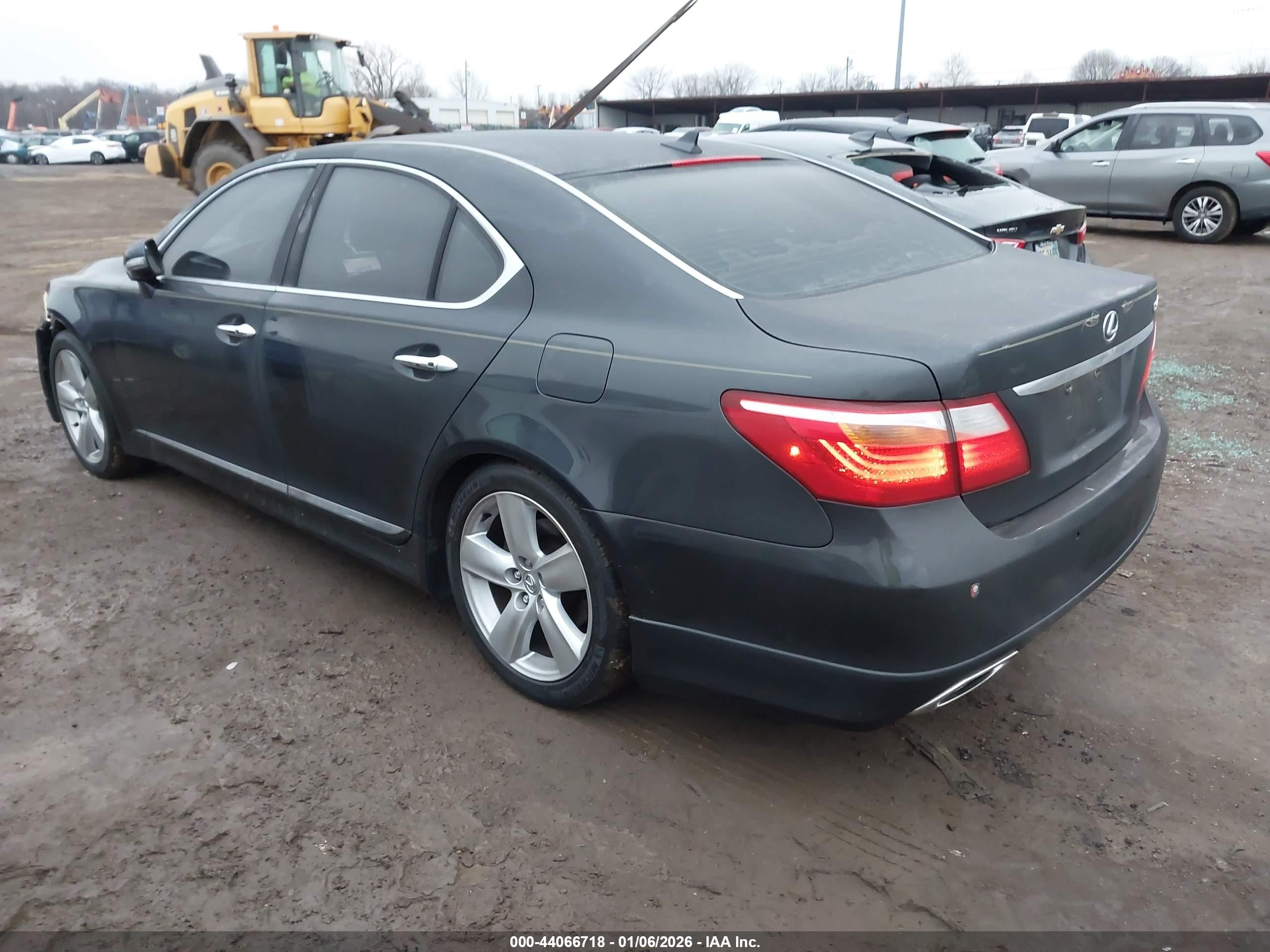 2011 Lexus Ls 460   Серый vin: JTHBL5EF7B5107528