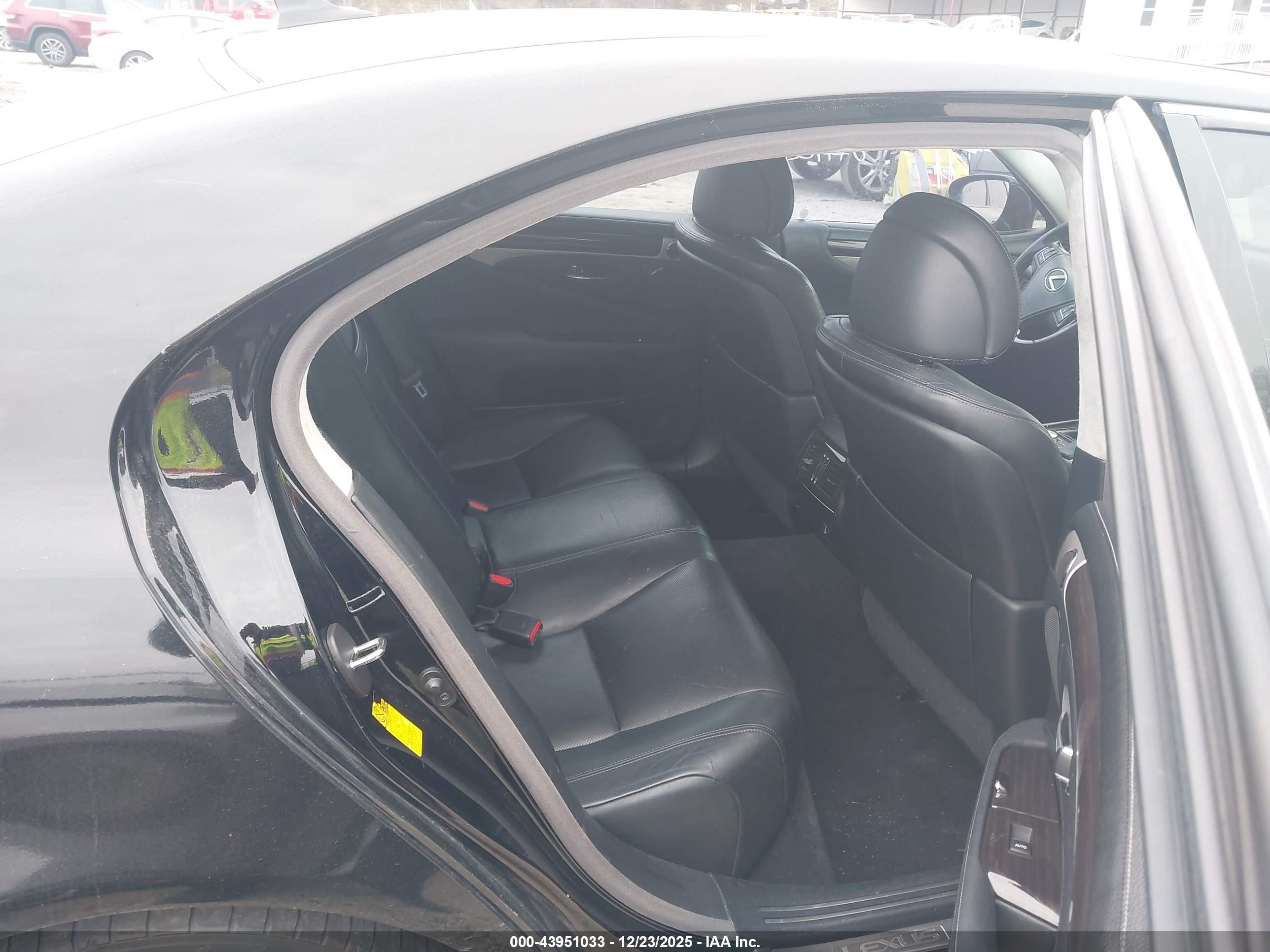 2013 Lexus Ls 460   Black vin: JTHBL5EF7D5123831