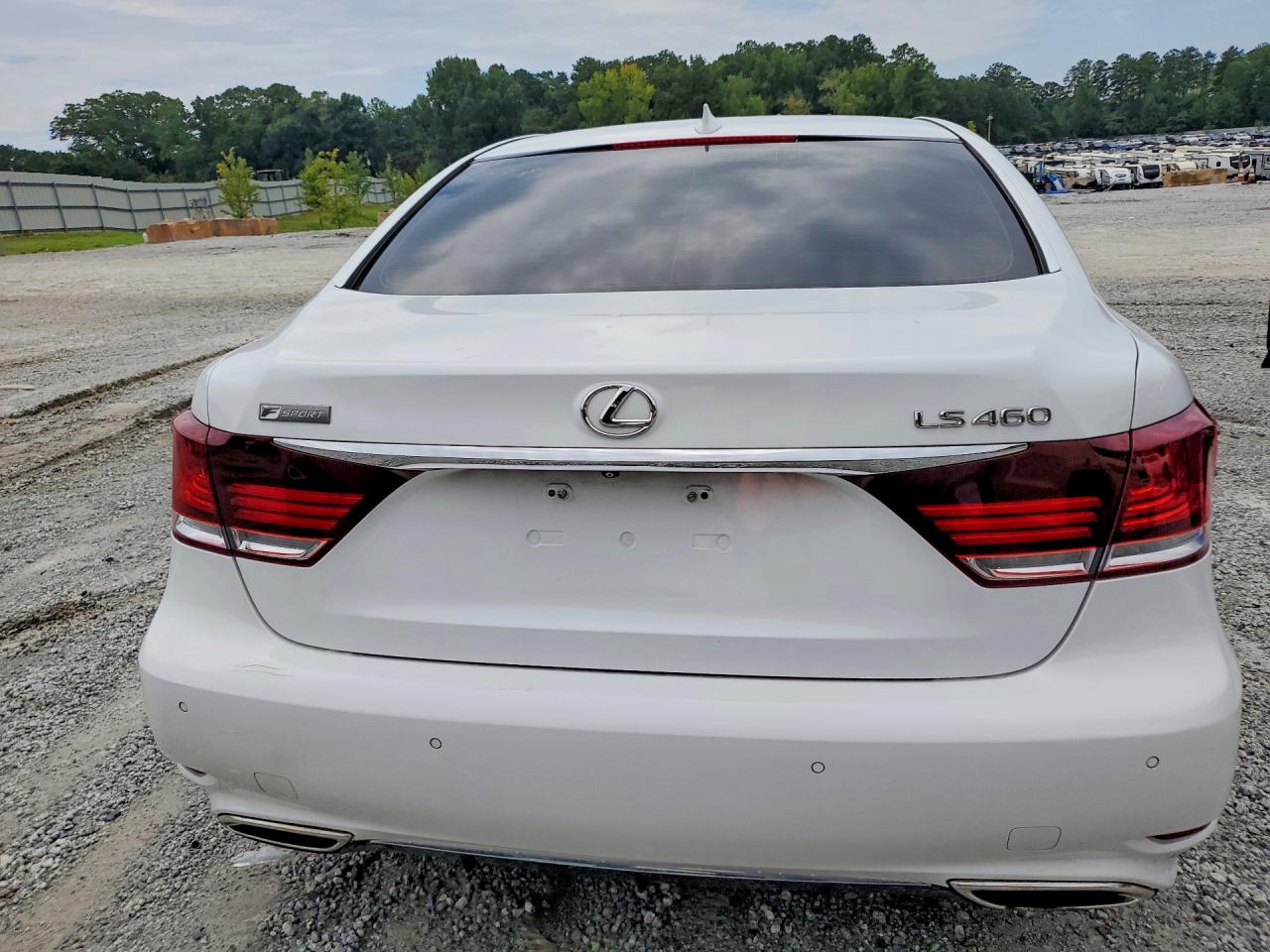 2015 Lexus Ls 460 Белый vin: JTHBL5EF7F5135884
