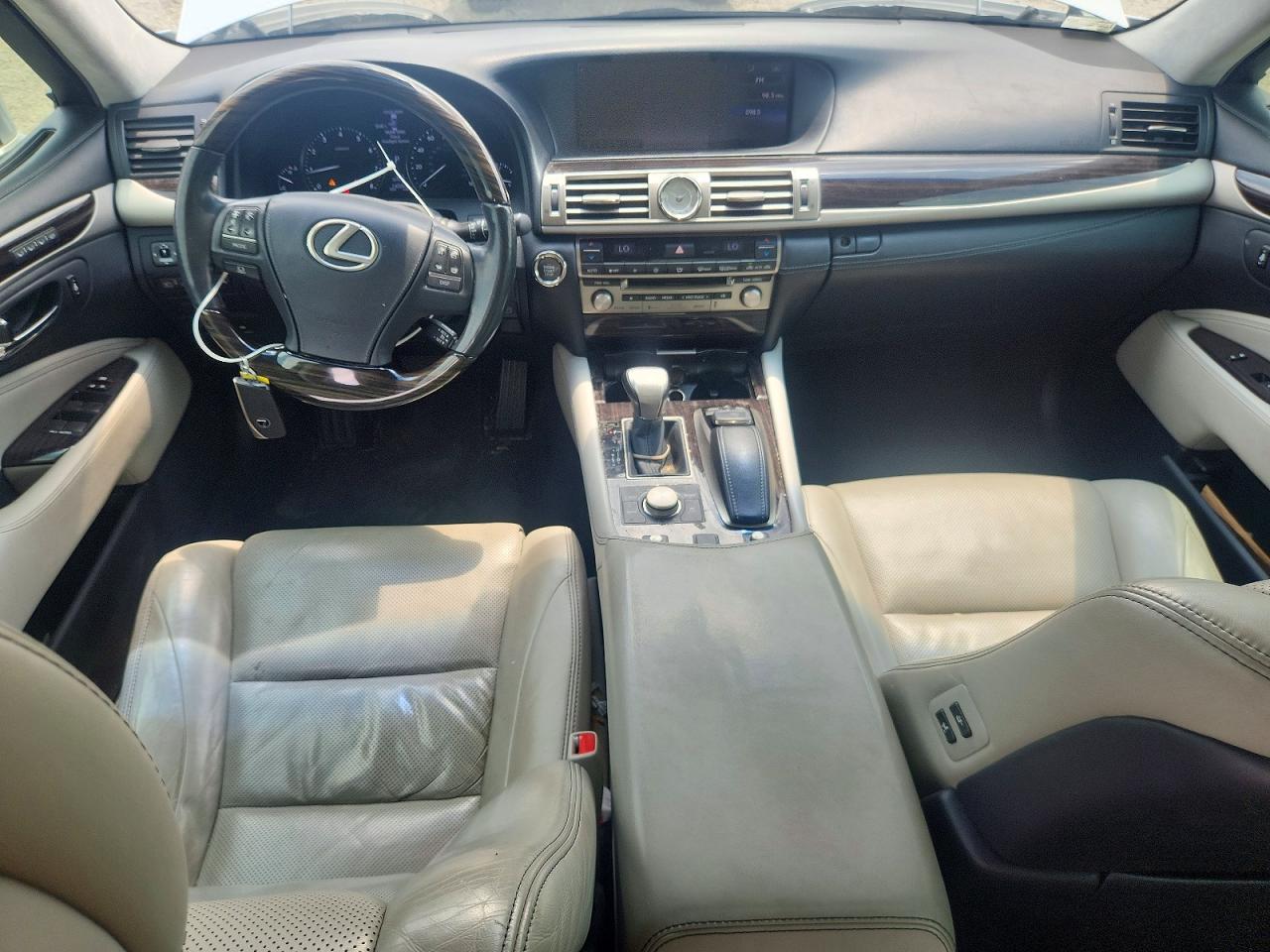 2015 Lexus Ls 460 Silver vin: JTHBL5EF7F5137425