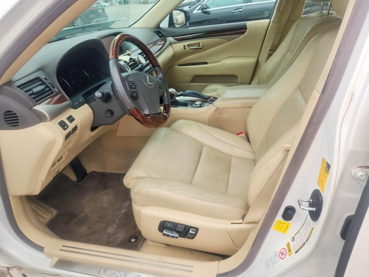 2014 Lexus Ls 460 Белый vin: JTHBL5EF8E5128716