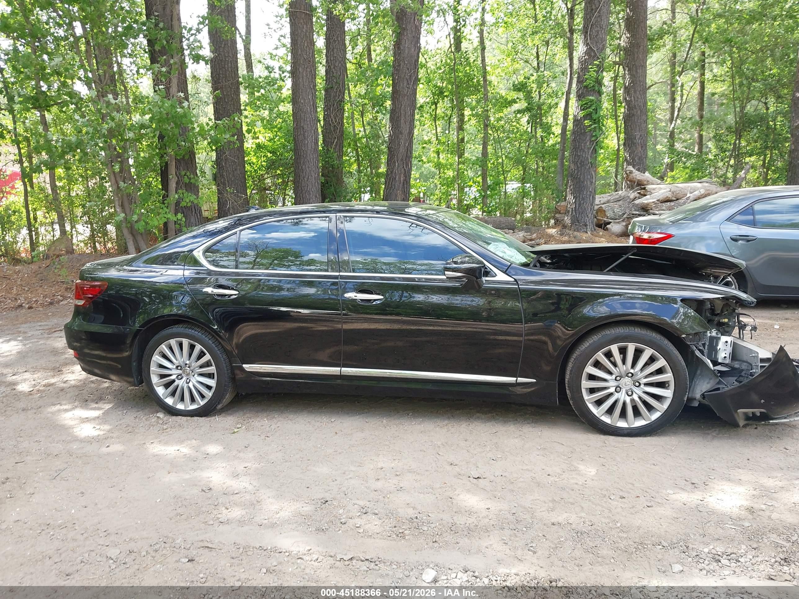 2014 Lexus Ls 460   Black vin: JTHBL5EF9E5126778