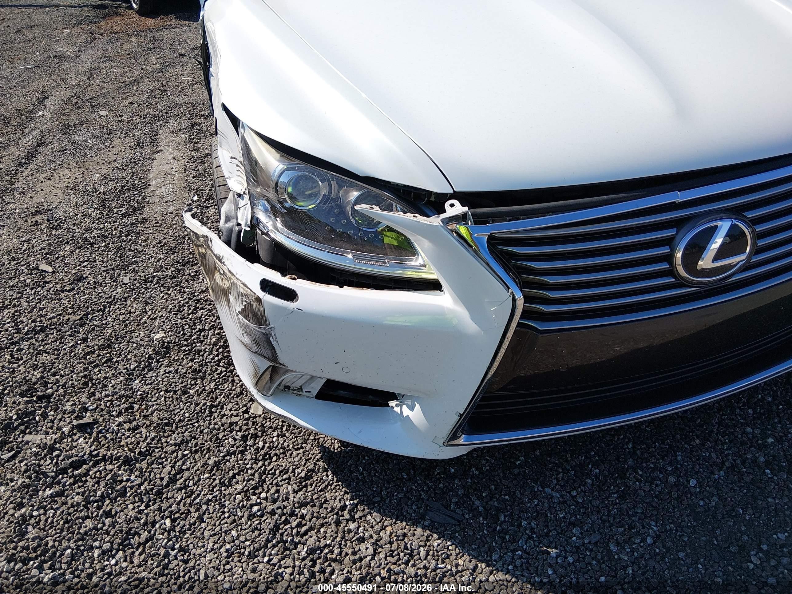 2014 Lexus Ls 460   White vin: JTHBL5EF9E5128580
