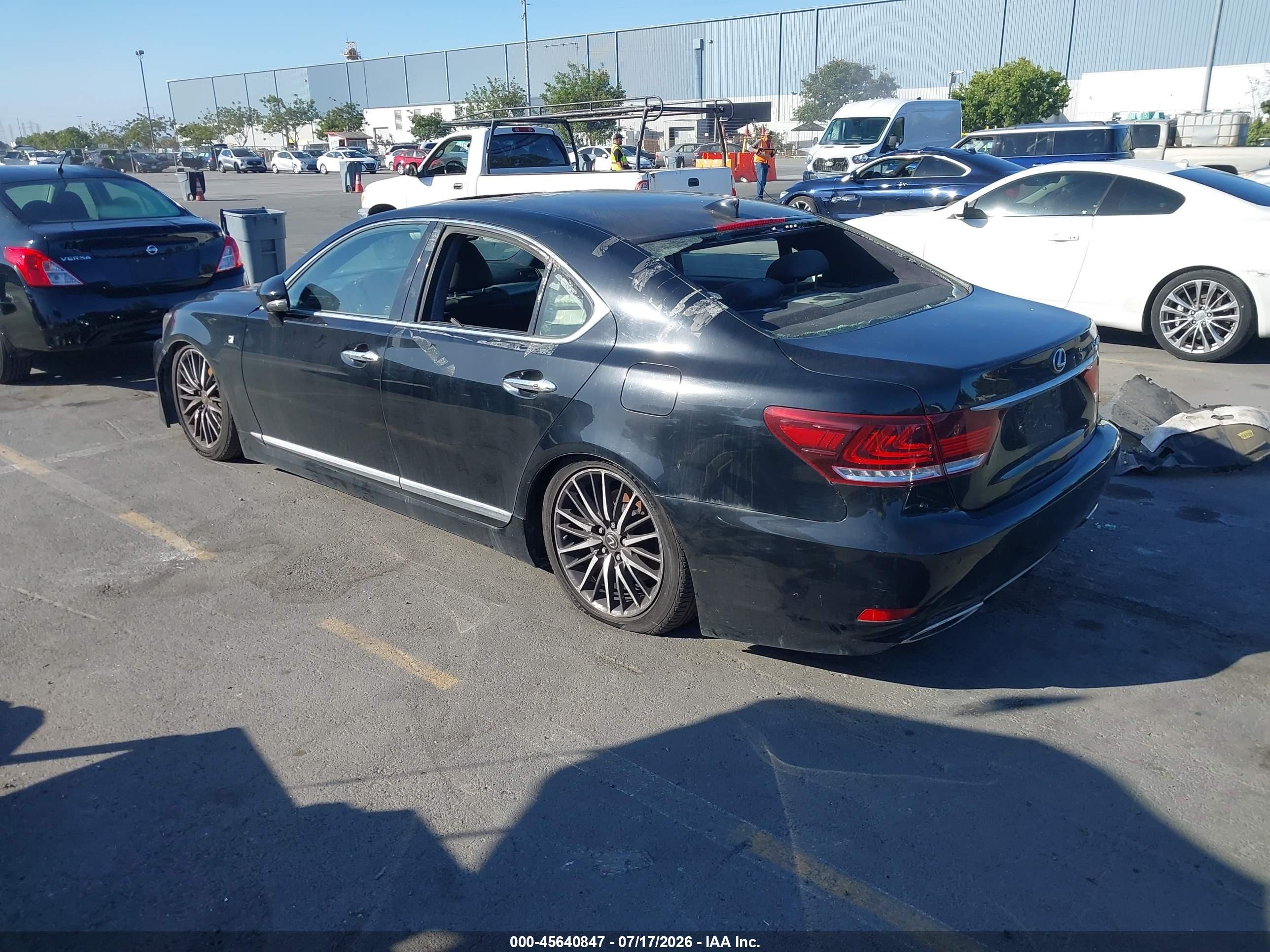 2014 Lexus Ls 460   Black vin: JTHBL5EF9E5128739