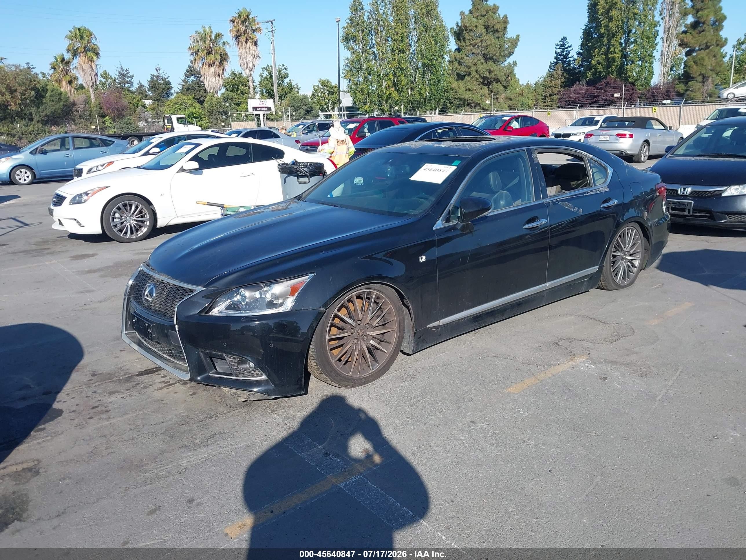 2014 Lexus Ls 460   Black vin: JTHBL5EF9E5128739