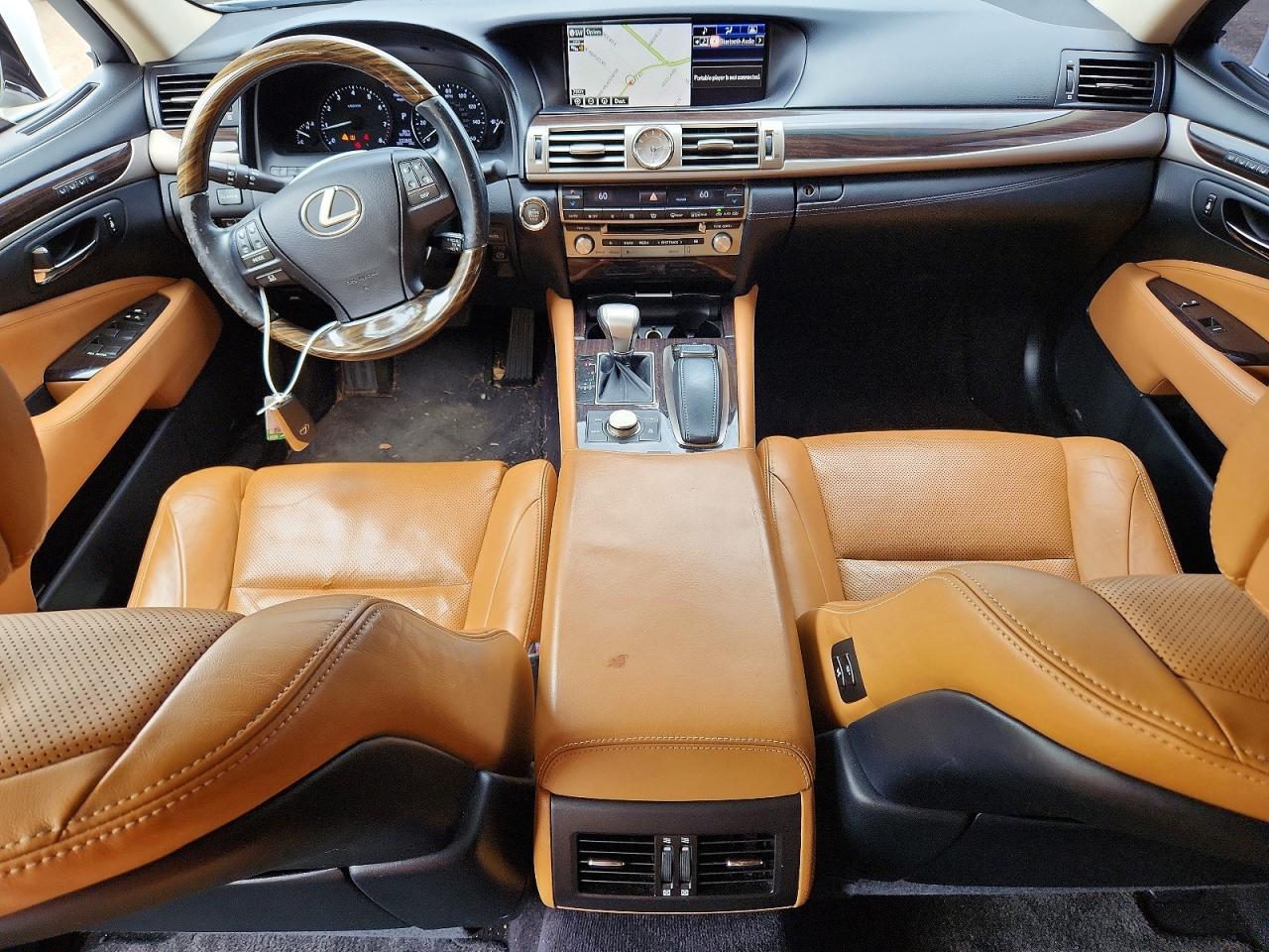 2015 Lexus Ls 460 Белый vin: JTHBL5EF9F5133537