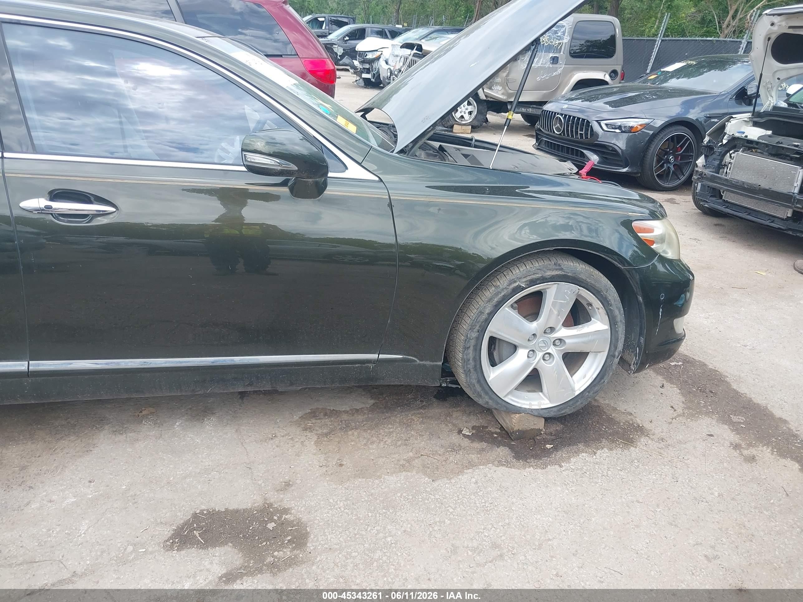 2011 Lexus Ls 460   Black vin: JTHBL5EFXB5102081