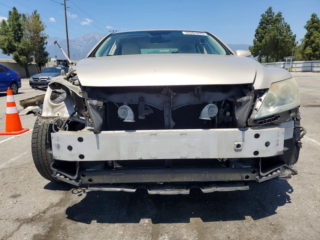 2011 Lexus Ls 460 Желто-коричневый vin: JTHBL5EFXB5106907