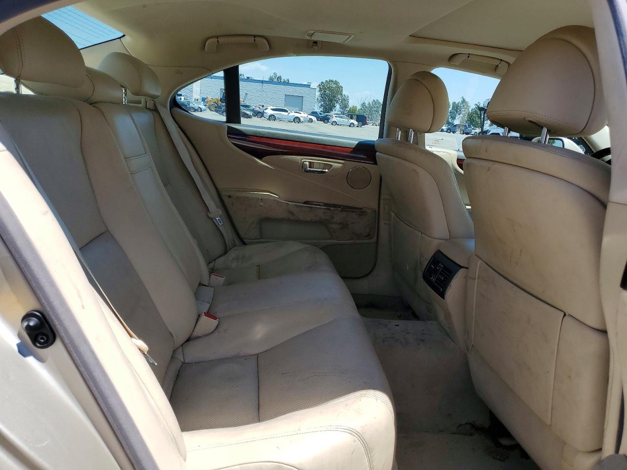 2011 Lexus Ls 460 Желто-коричневый vin: JTHBL5EFXB5106907