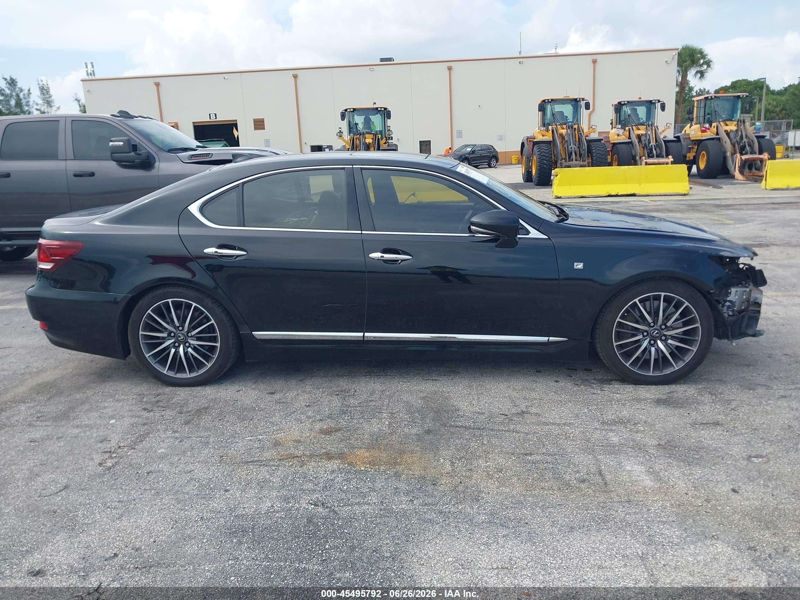 2014 Lexus Ls 460 Black vin: JTHBL5EFXE5131651