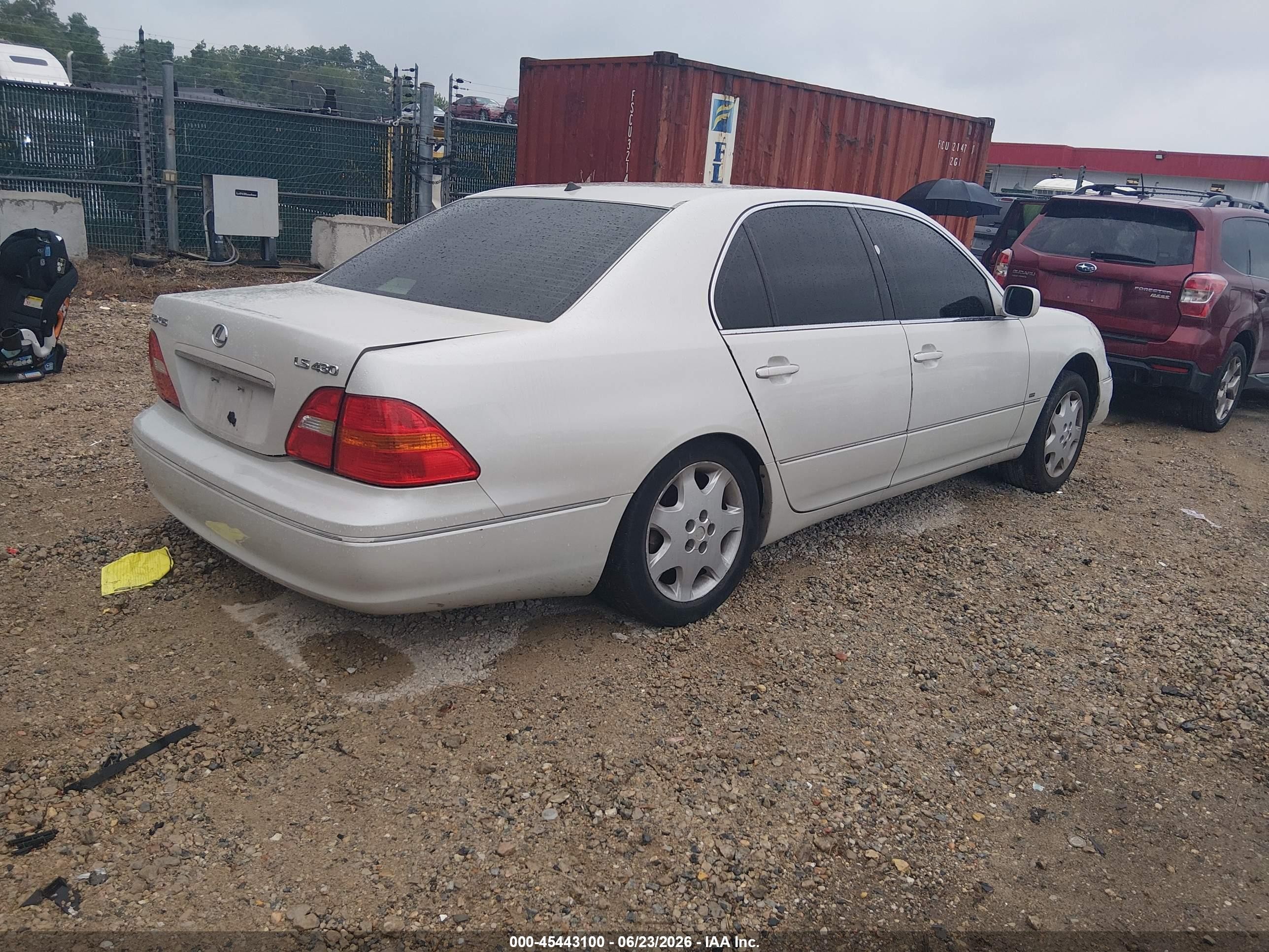 2002 Lexus Ls 430   White vin: JTHBN30F020057168