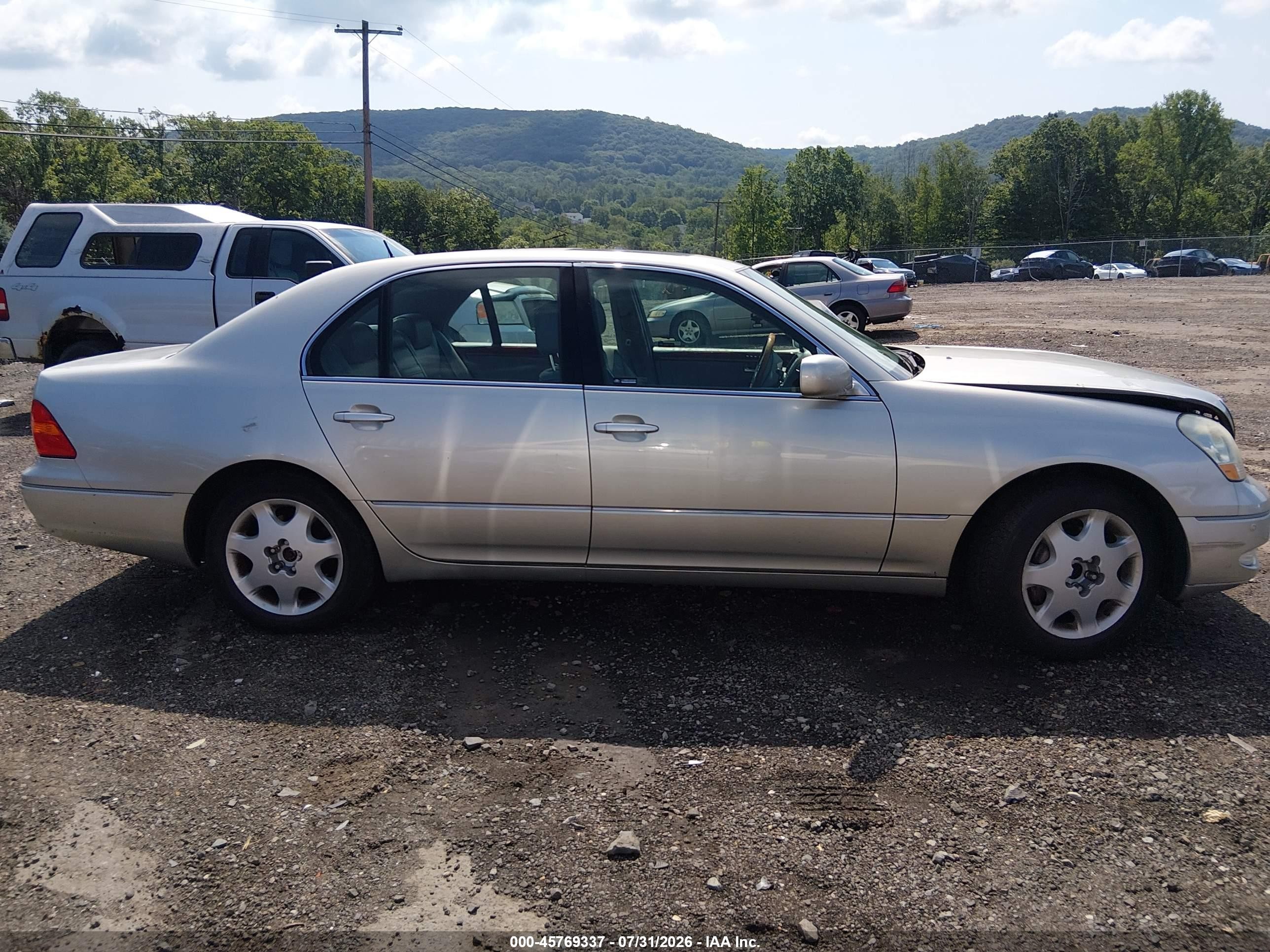 2003 Lexus Ls 430   Beige vin: JTHBN30F030098515
