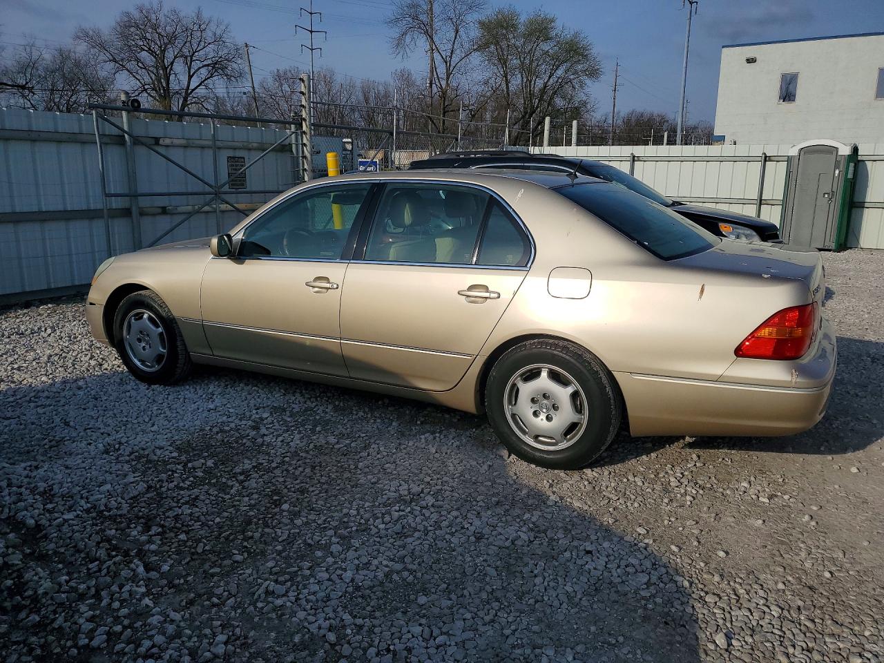 2002 Lexus Ls 430 Base Tan vin: JTHBN30F120075386