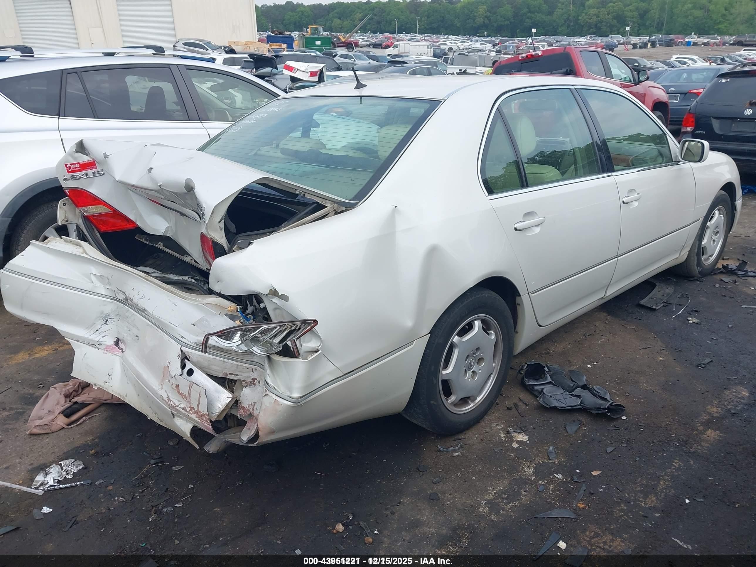 2002 Lexus Ls 430   White vin: JTHBN30F120086243