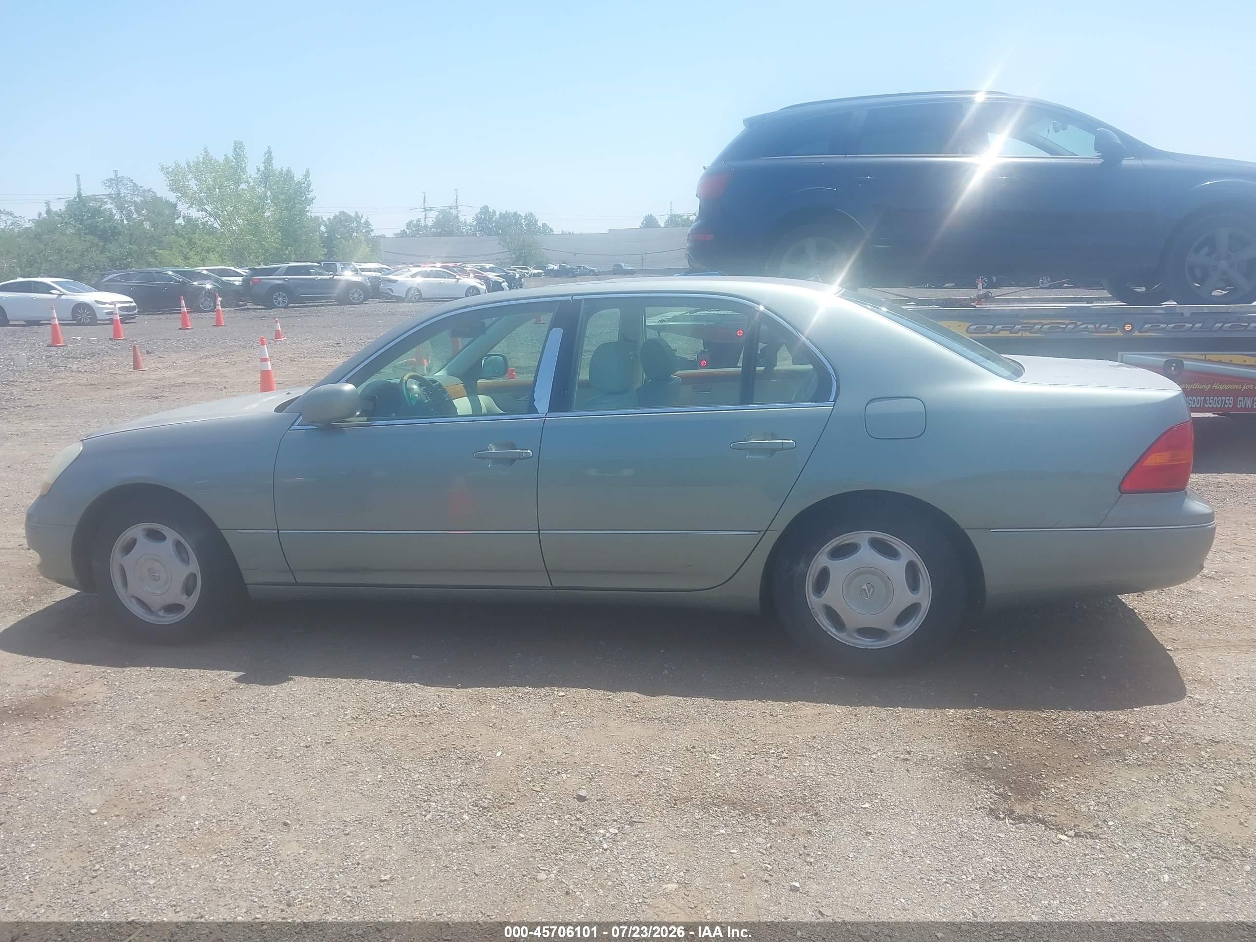 2002 Lexus Ls 430 Зеленый vin: JTHBN30F120089191