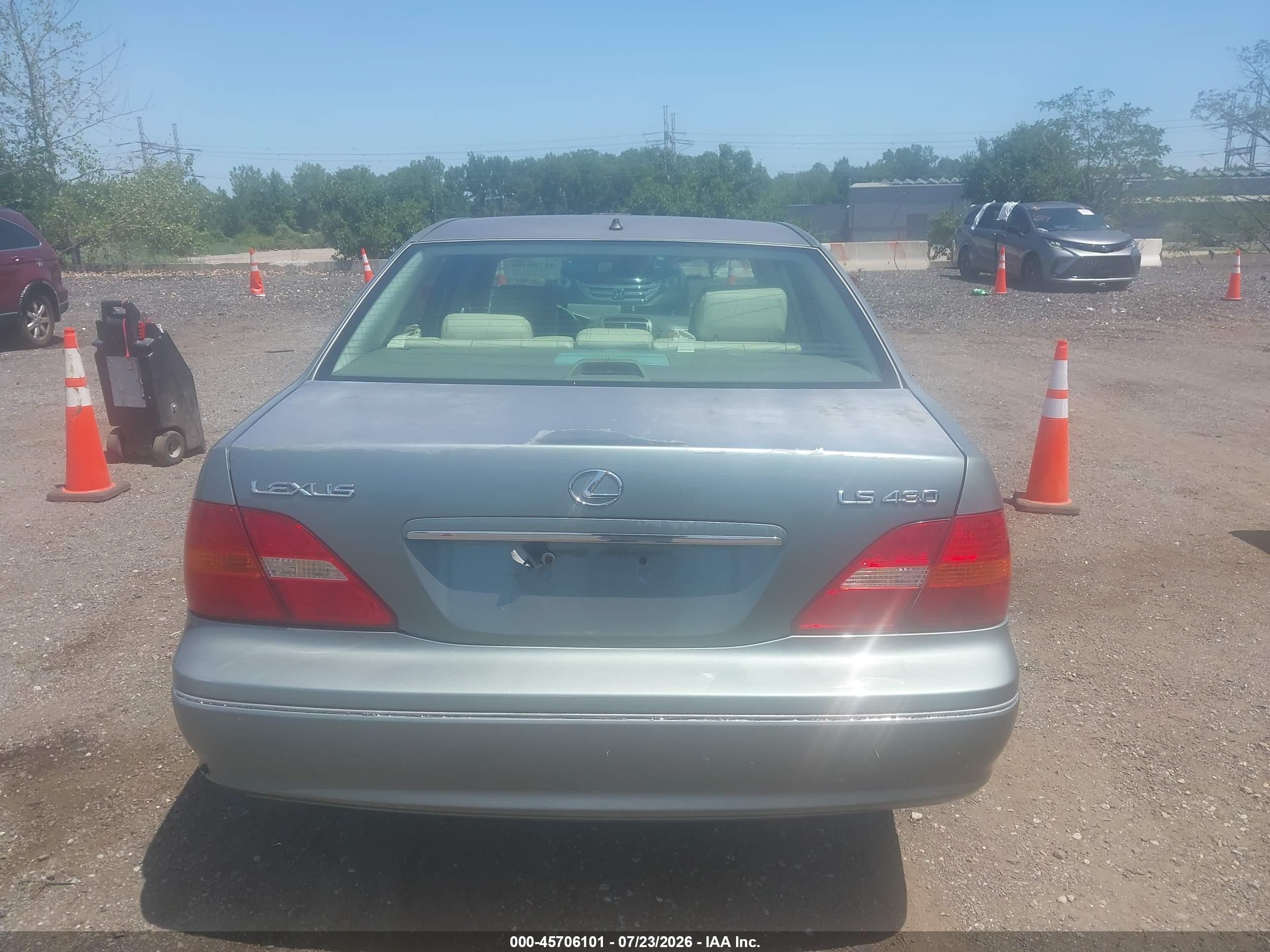 2002 Lexus Ls 430 Зеленый vin: JTHBN30F120089191