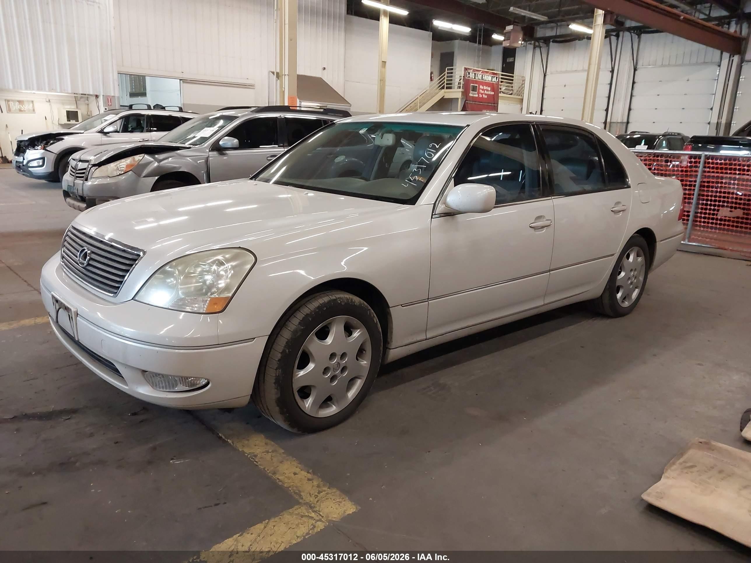 2003 Lexus Ls 430   White vin: JTHBN30F130123521