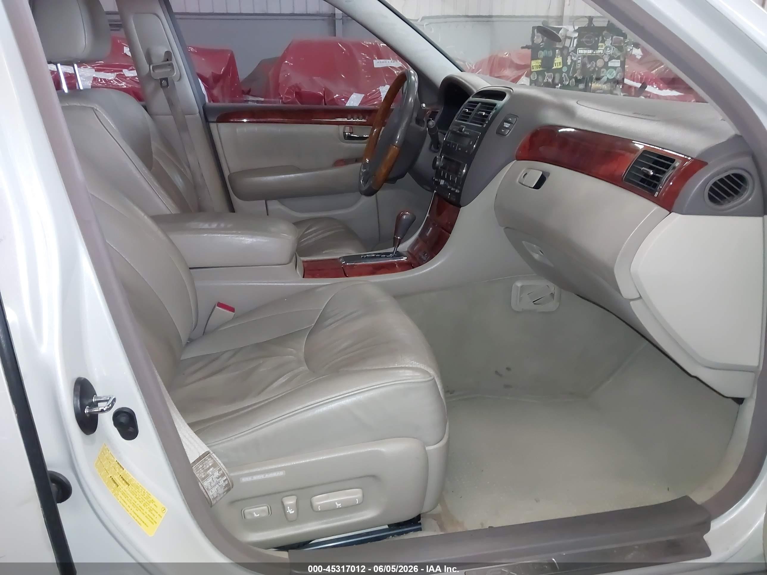 2003 Lexus Ls 430   White vin: JTHBN30F130123521