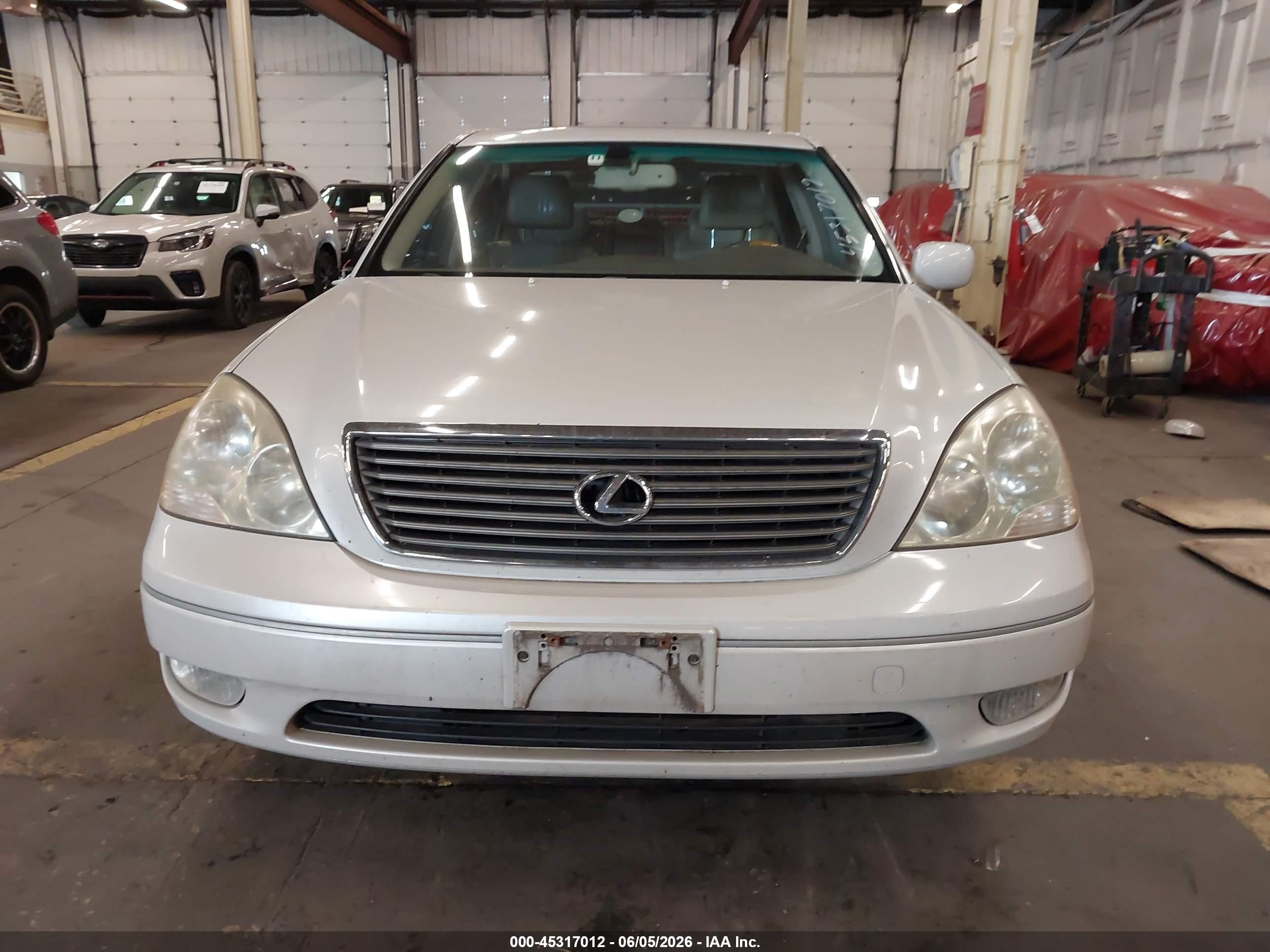 2003 Lexus Ls 430   White vin: JTHBN30F130123521