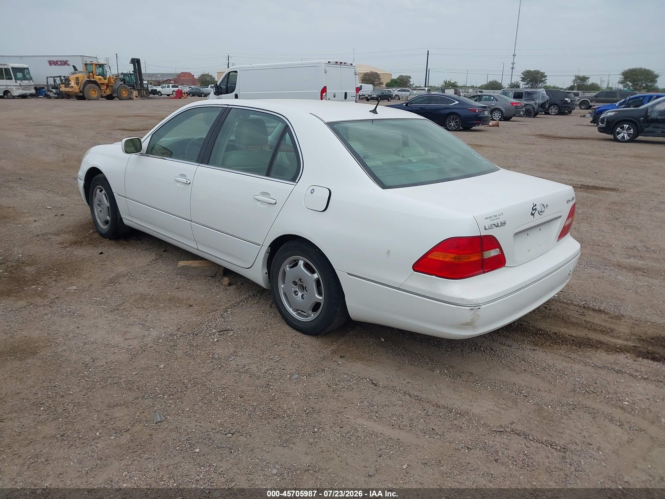 2002 Lexus Ls 430   White vin: JTHBN30F220061917
